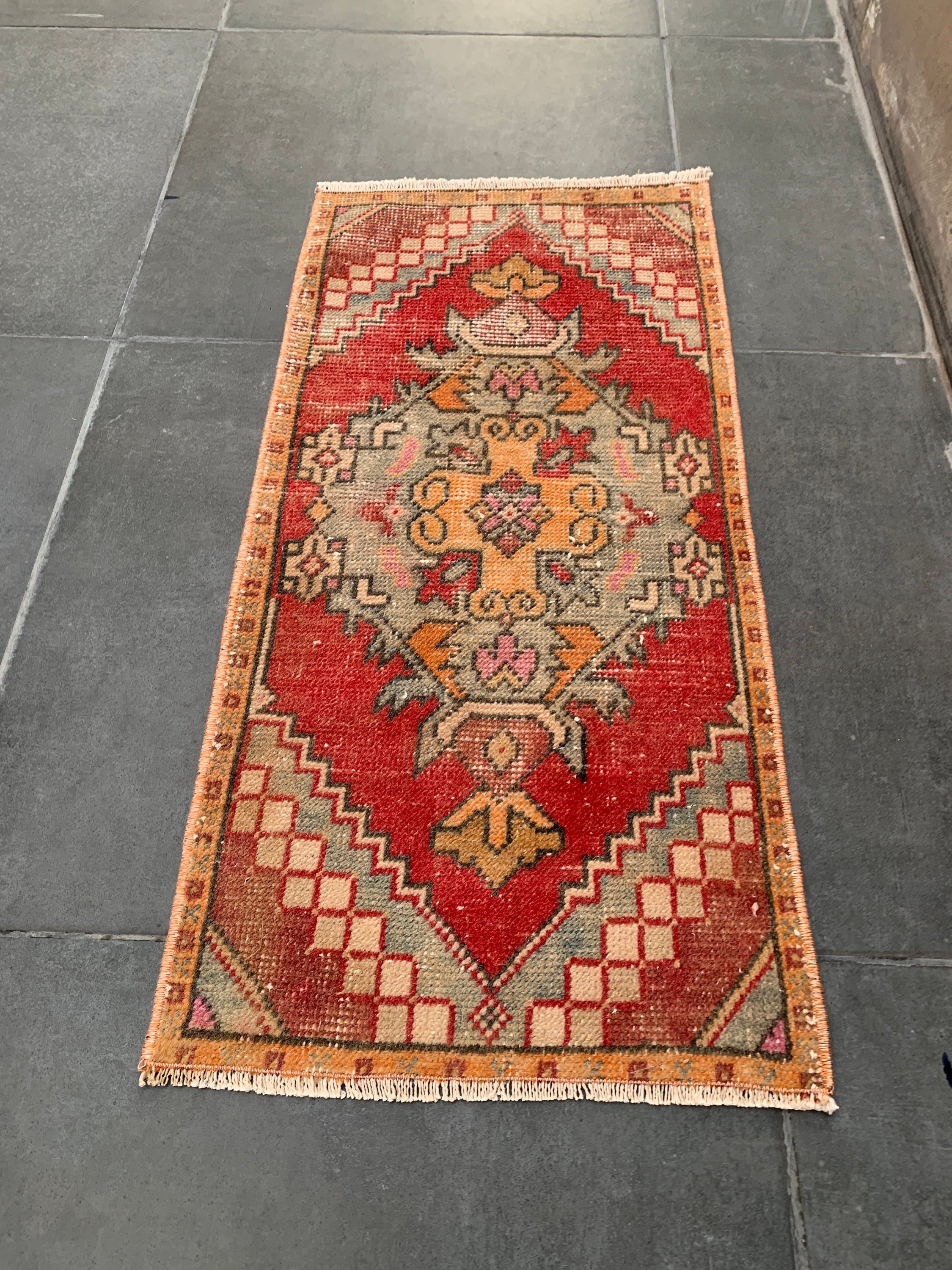 Bedroom Rugs, Moroccan Rugs, Rugs for Car Mat, Vintage Rug, Nomadic Rug, 1.5x3.1 ft Small Rug, Bath Rugs, Turkish Rugs, Red Home Decor Rugs