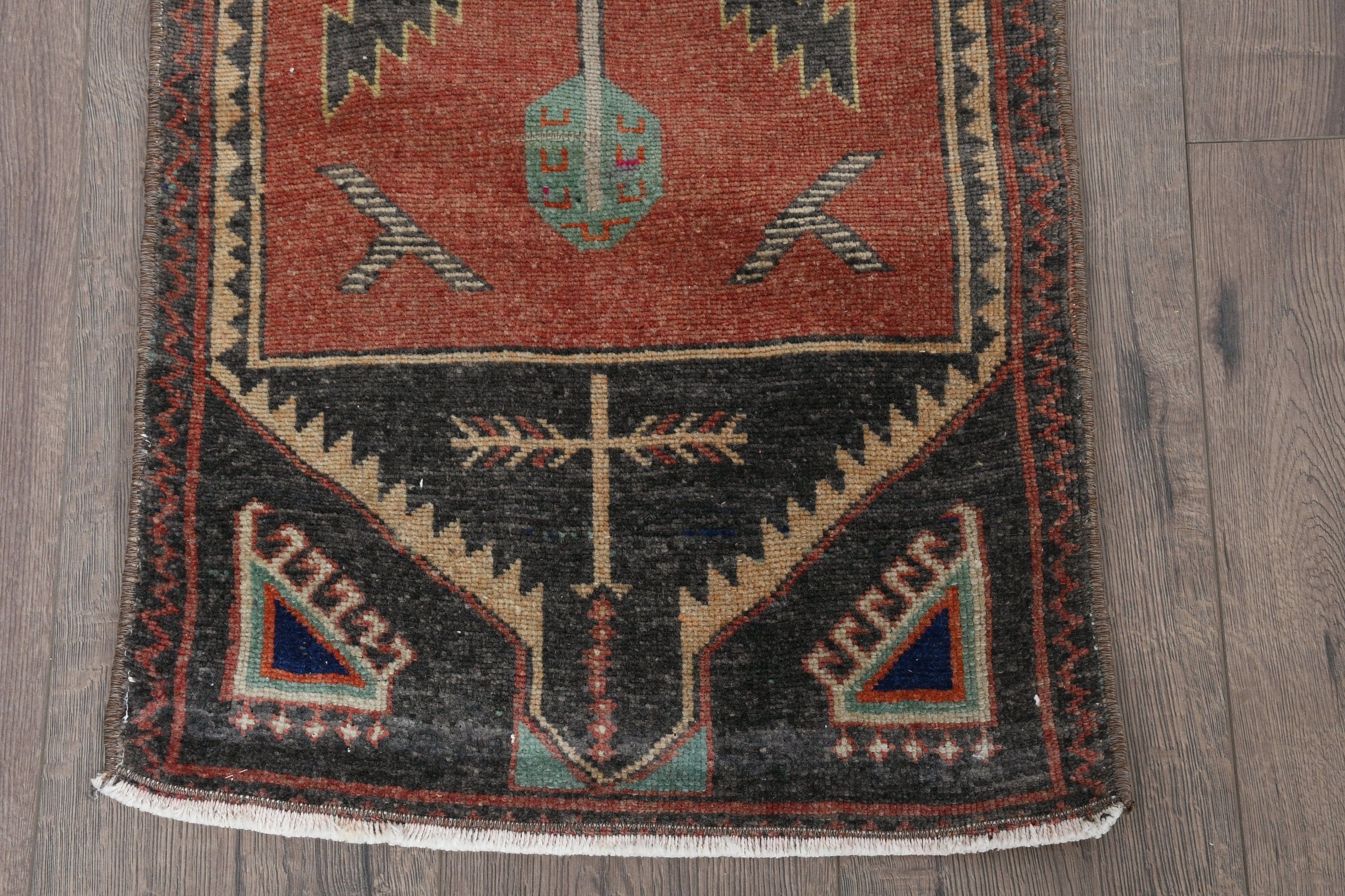 Yer Halısı, Vintage Halı, 1.6x3.9 ft Küçük Halı, Çocuk Odası Halısı, Giriş Halısı, Türk Halısı, Kahverengi Oushak Halıları, Çocuk Odası Halıları, Oryantal Halı