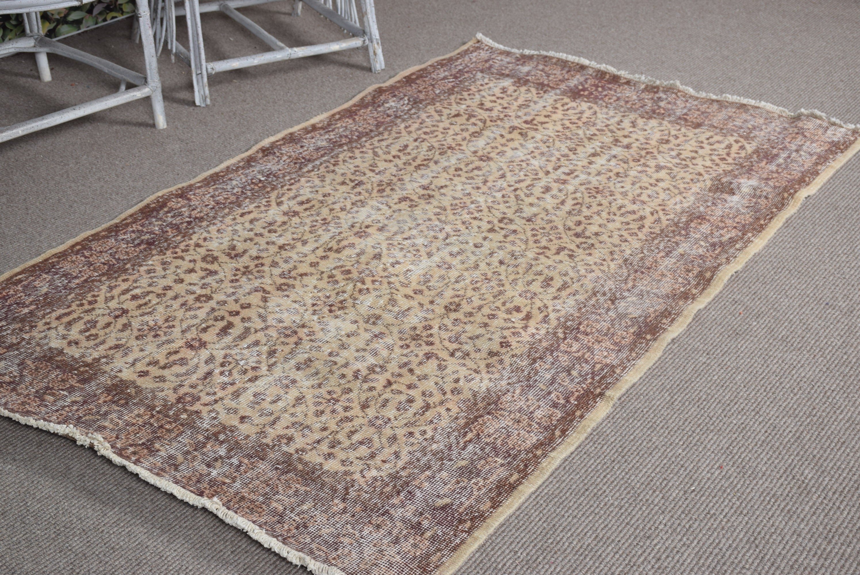 Vintage Halı, Yatak Odası Halıları, Yatak Odası Halısı, İç Mekan Halısı, Türk Halısı, 4x6.8 ft Alan Halısı, Sanat Halısı, Kahverengi Antika Halı, Eski Halı, Ev Dekor Halısı