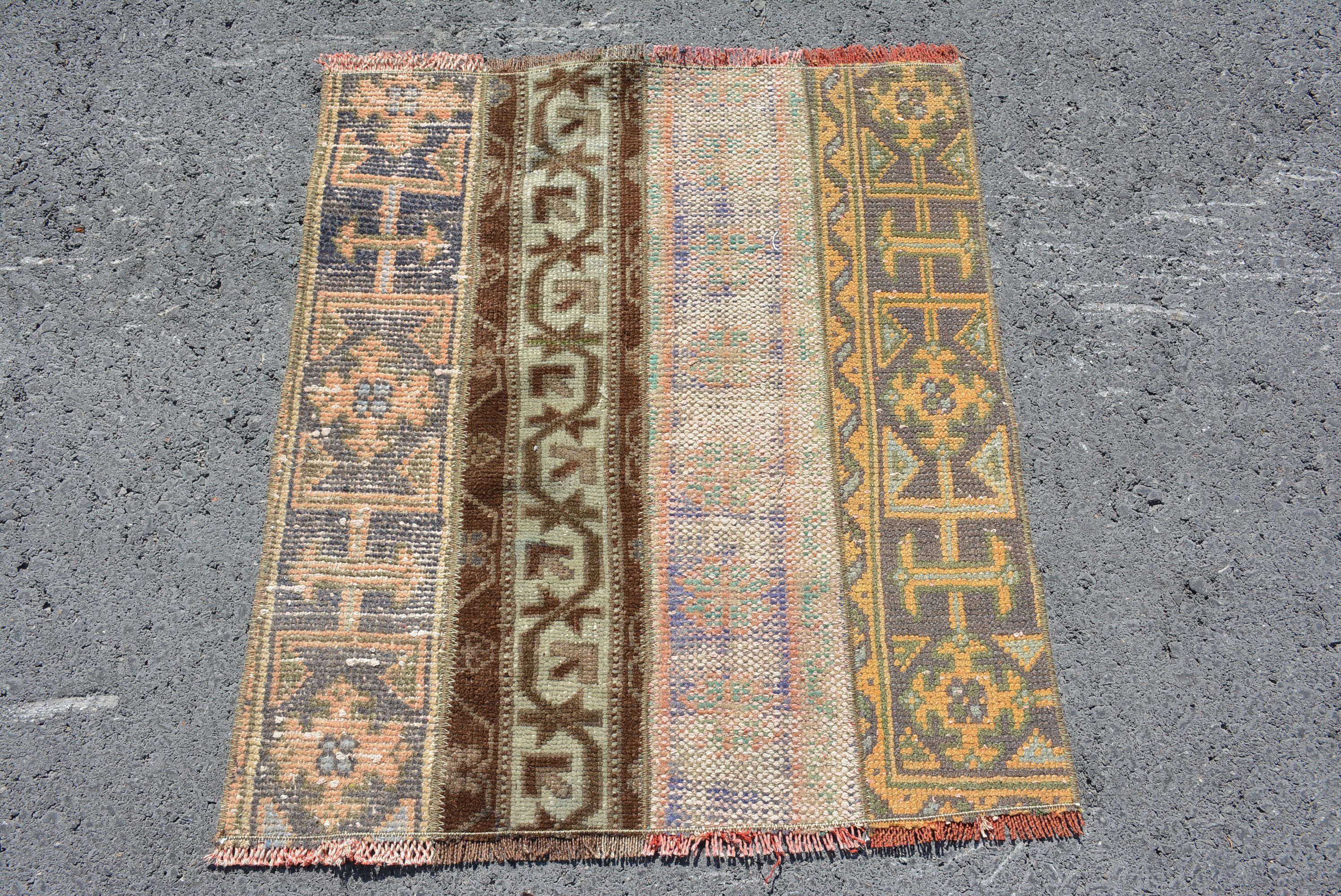 Çocuk Odası Halıları, Türk Halısı, Dekoratif Halı, Vintage Halı, Havalı Halı, Duvara Asılı Halı, 2,4x2,6 ft Küçük Halılar, Oryantal Halı, Banyo Halıları