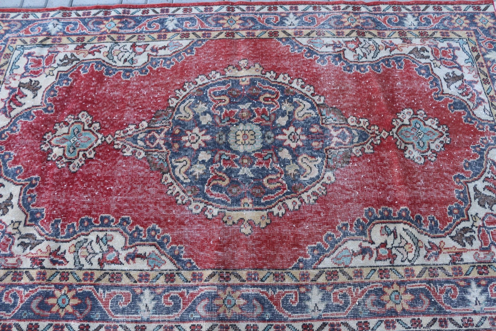 Vintage Dekor Halı, Havalı Halılar, Yemek Odası Halıları, Türk Halısı, Yatak Odası Halısı, Kırmızı 4x6.6 ft Alan Halıları, Fas Halıları, Vintage Halı