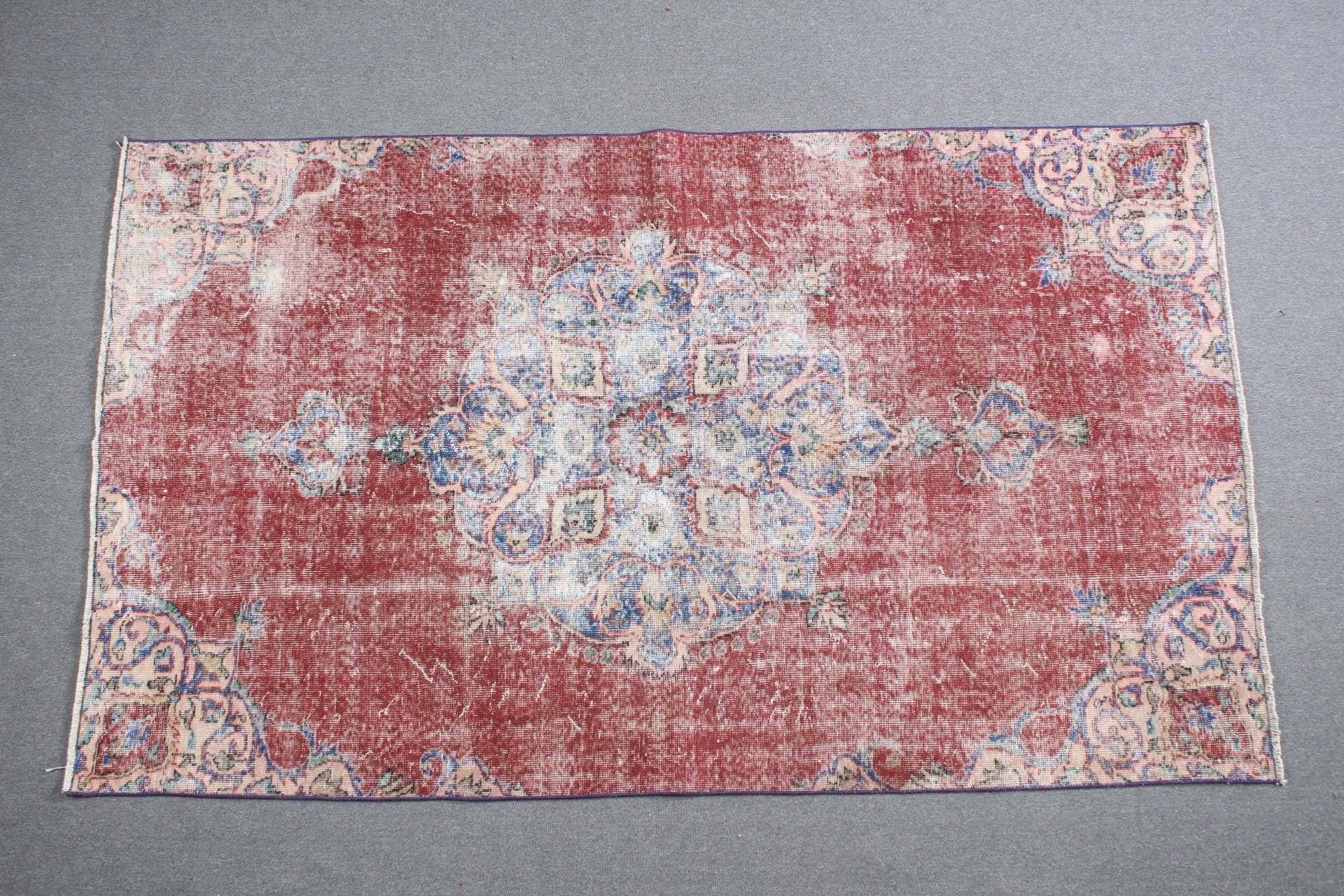 5x8.4 ft Büyük Halı, Bohem Halılar, Ev Dekorasyonu Halısı, Türk Halısı, Kırmızı Yün Halısı, Fas Halısı, Yatak Odası Halısı, Vintage Halı, Oturma Odası Halısı