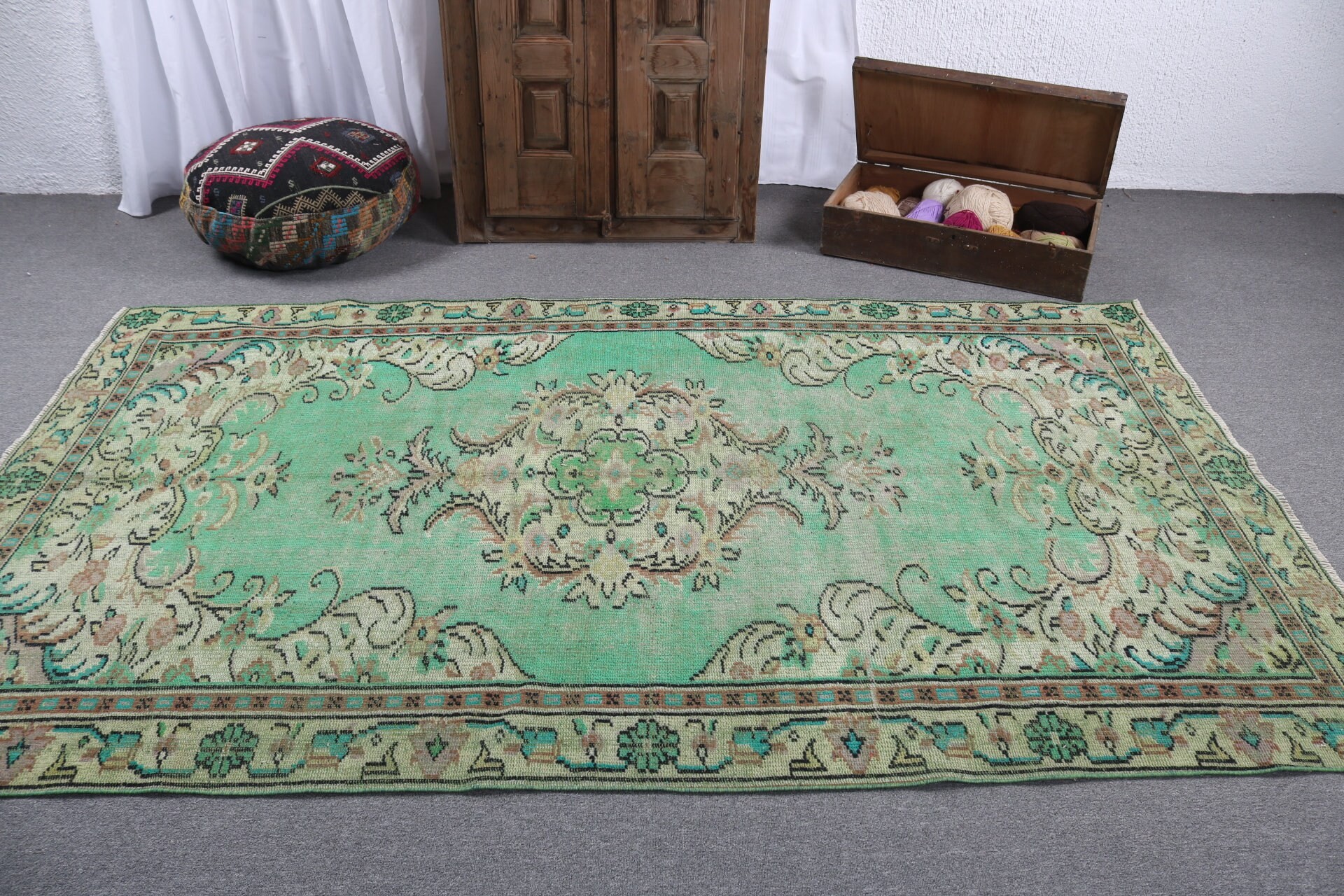 Turkish Rug, Vintage Rug, Home Decor Rug, 5.2x8.7 ft Large Rug, Floor Rug, Bedroom Rug, Neutral Rugs, Salon Rugs, Green Kitchen Rugs