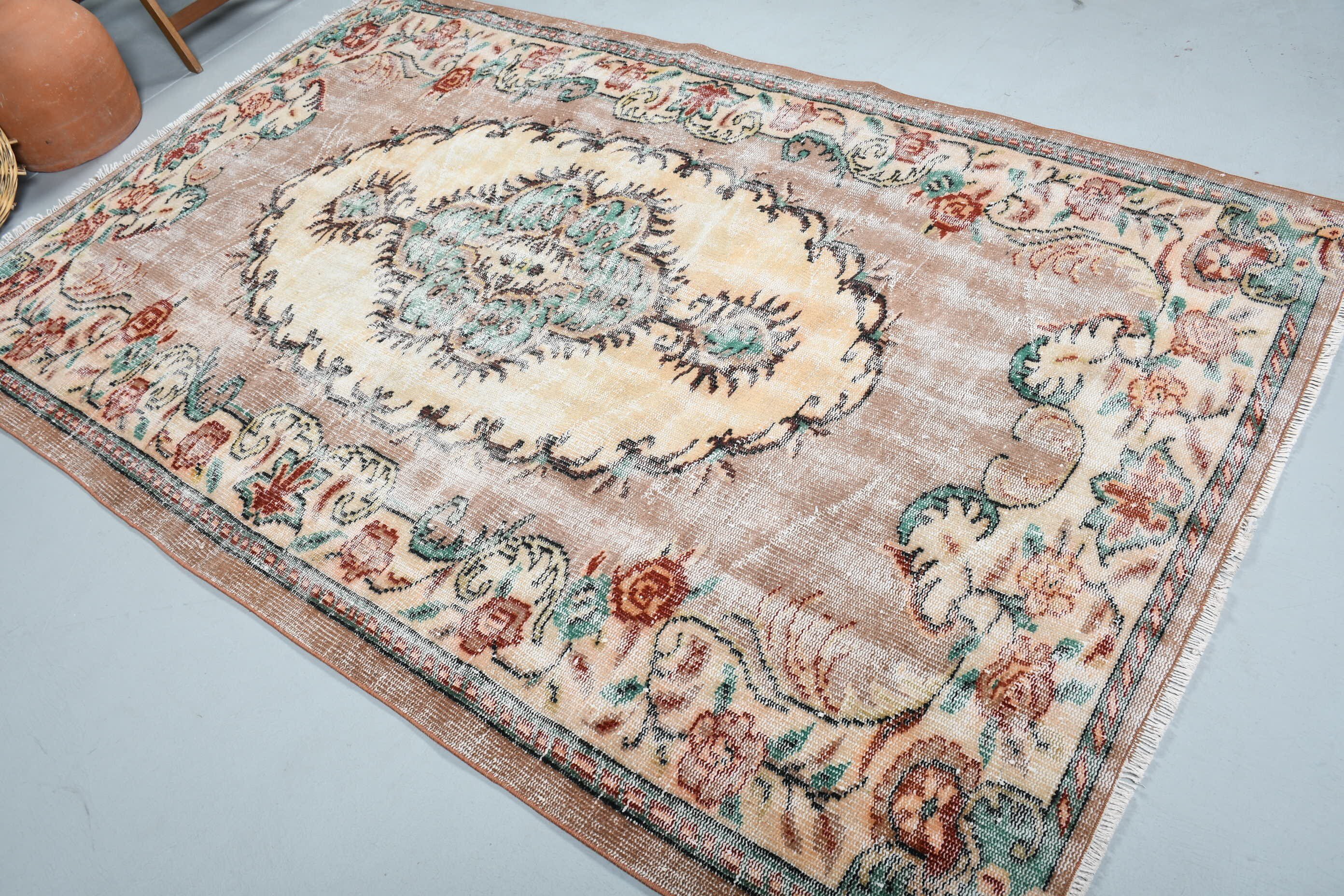 Turkish Rug, Eclectic Rugs, Bedroom Rugs, Brown Oriental Rug, Dining Room Rug, 5.4x8.8 ft Large Rug, Cool Rug, Vintage Rugs, Rugs for Salon