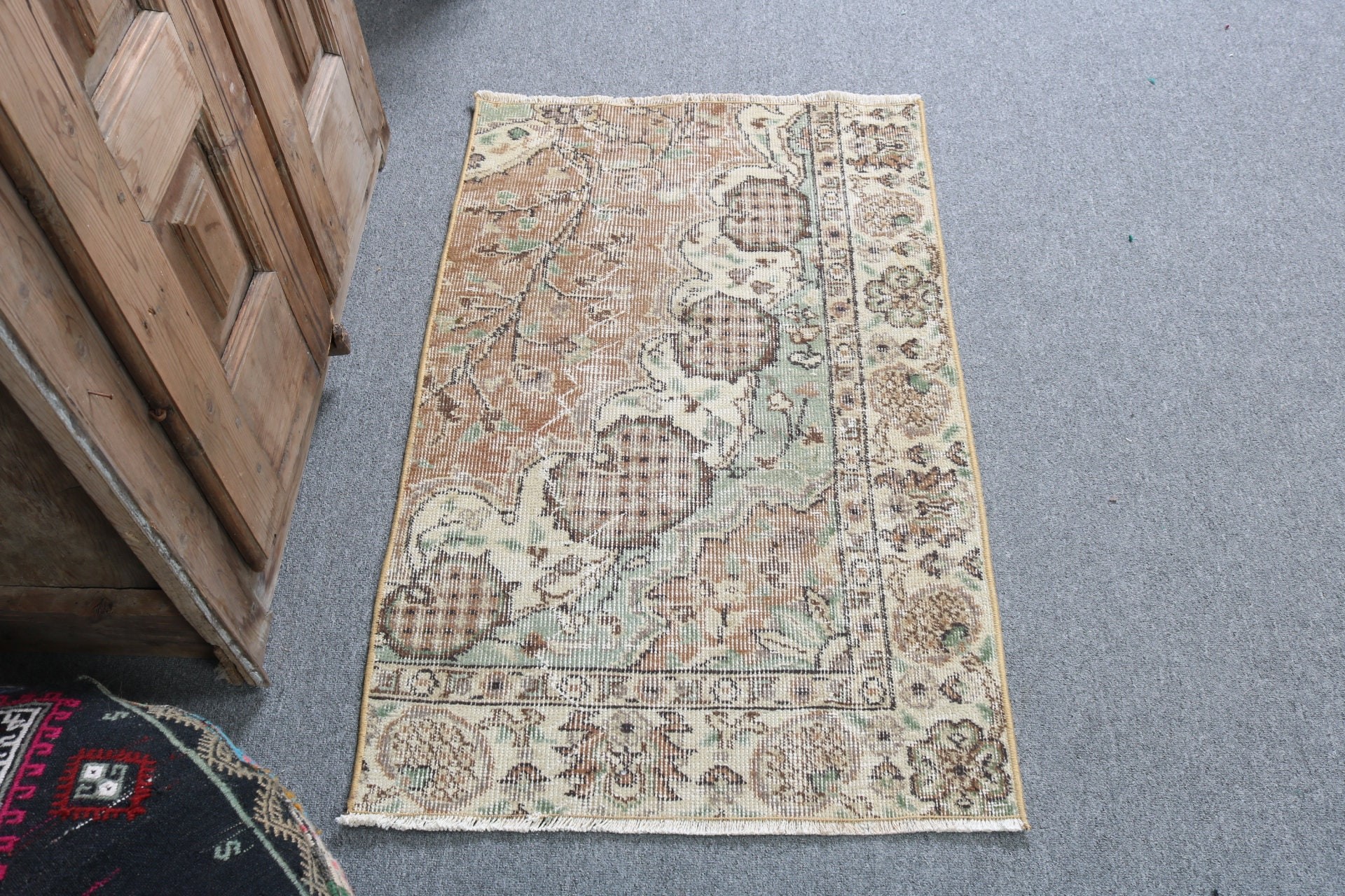 Yatak Odası Halıları, 2.2x3.5 ft Küçük Halı, Vintage Halılar, Türk Halısı, Küçük Alan Halıları, Mutfak Halıları, Bej Antika Halı, Antika Halı, Banyo Halısı