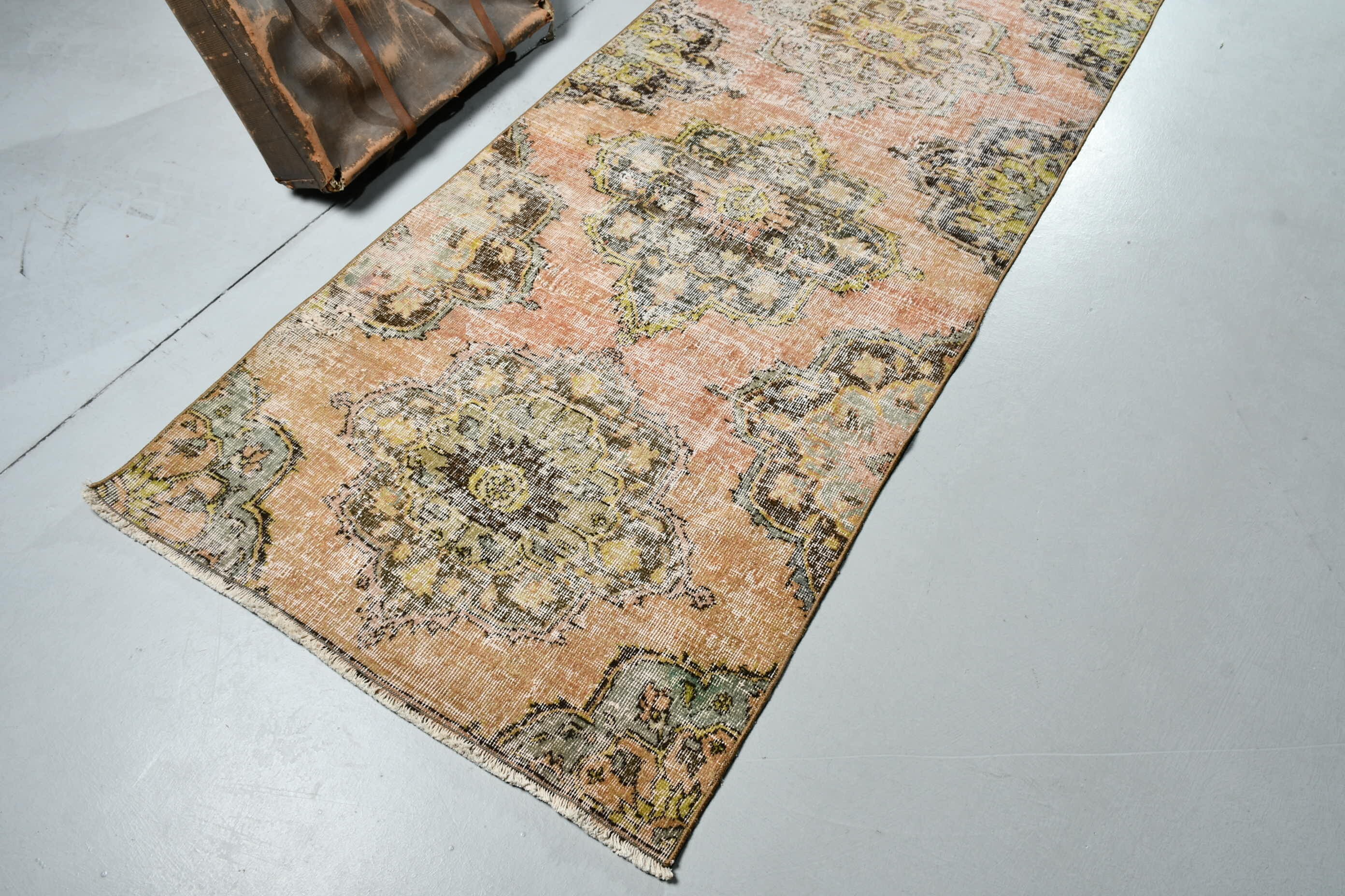 Vintage Halı, Türk Halıları, Koridor Halıları, 3.2x11.1 ft Runner Halısı, Ev Dekorasyonu Halısı, Antika Halı, Bej Yün Halılar, Merdiven Halıları, Koridor Halısı