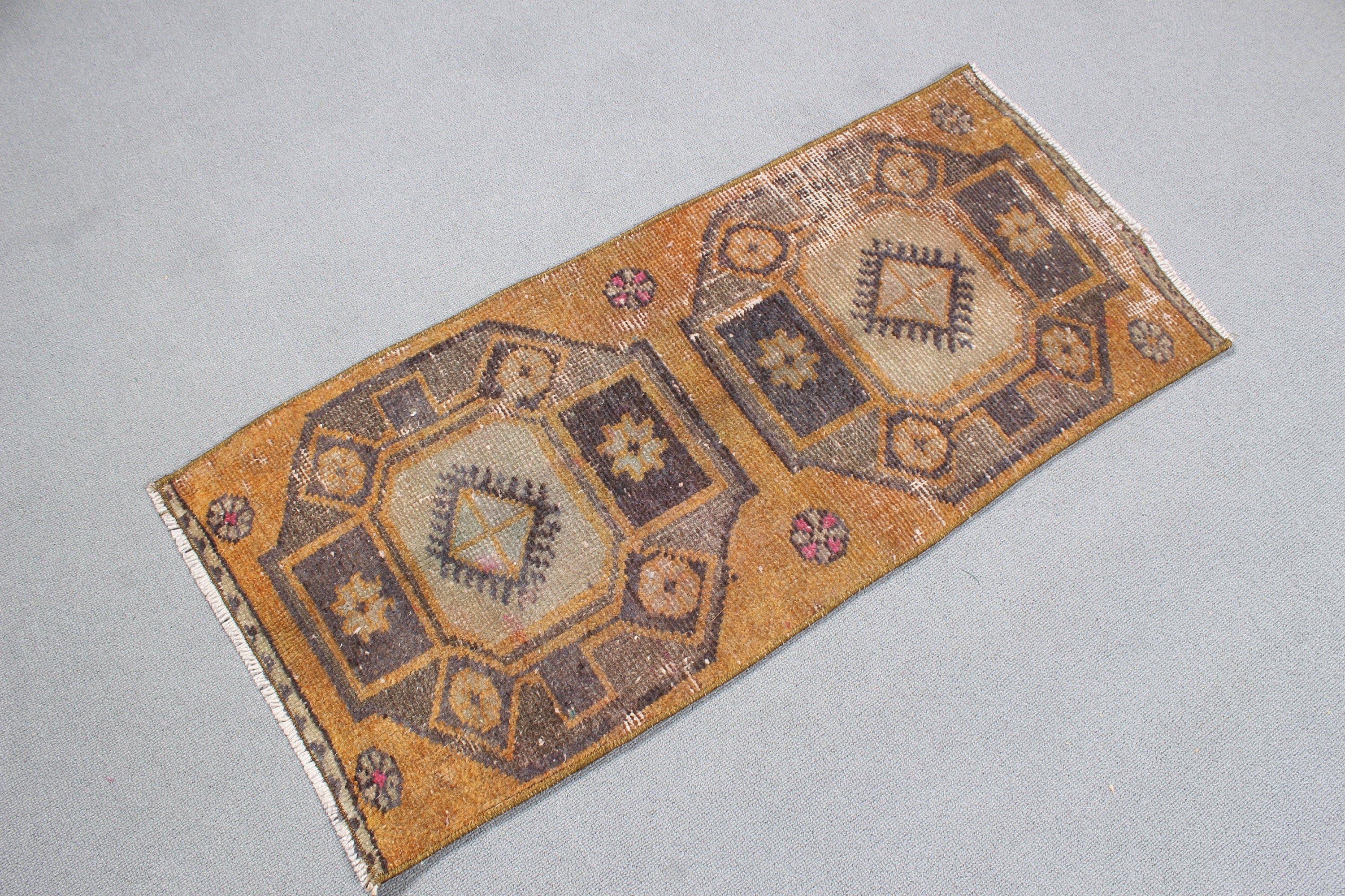 Wool Rugs, Brown Oushak Rug, Tribal Rug, Vintage Rug, 1.4x3.1 ft Small Rug, Turkish Rugs, Wall Hanging Rugs, Bedroom Rugs, Neutral Rugs