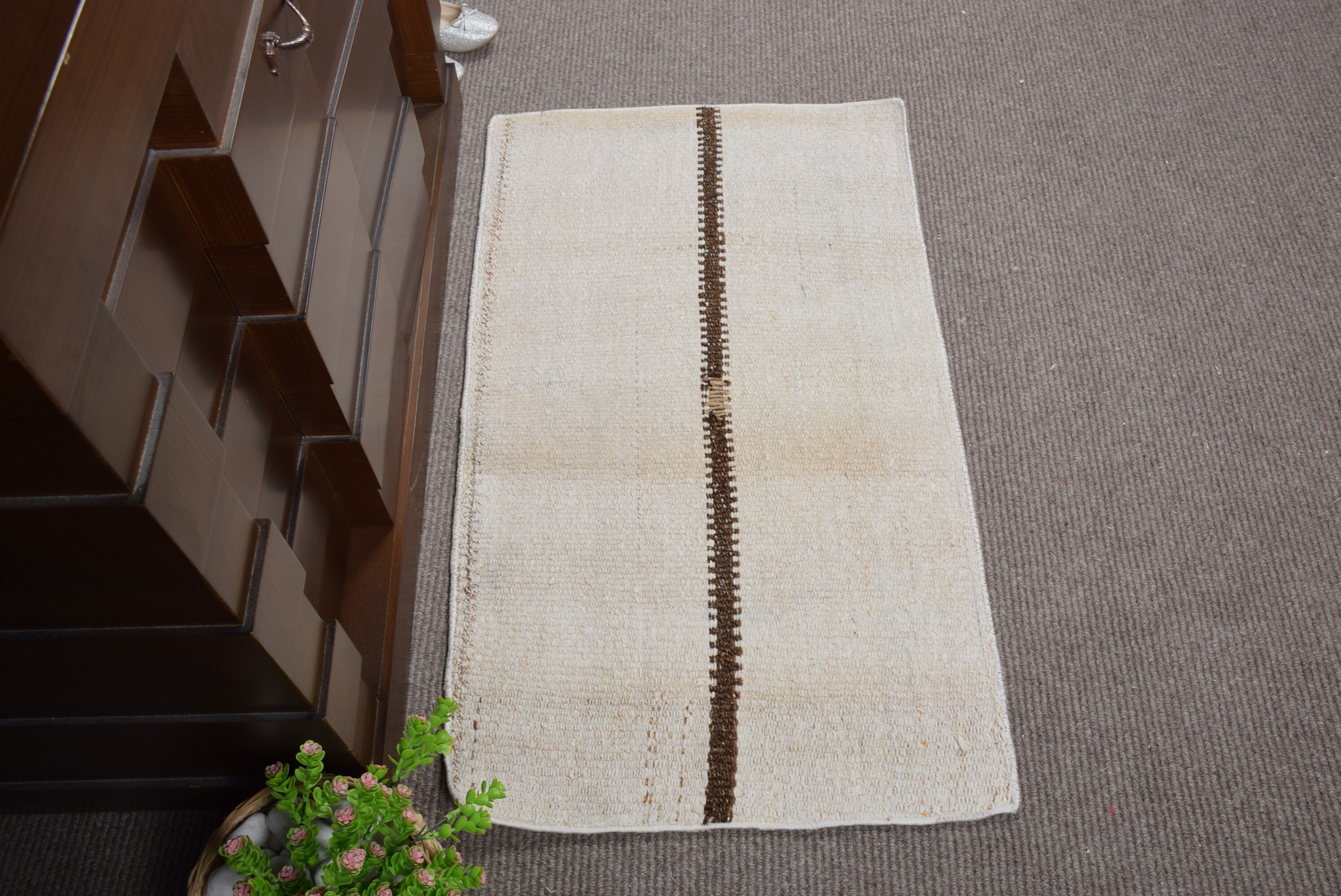 Vintage Rug, Bedroom Rug, Bright Rugs, Wall Hanging Rug, Beige Kitchen Rug, Home Decor Rug, Turkish Rug, 1.9x3.3 ft Small Rug, Door Mat Rug