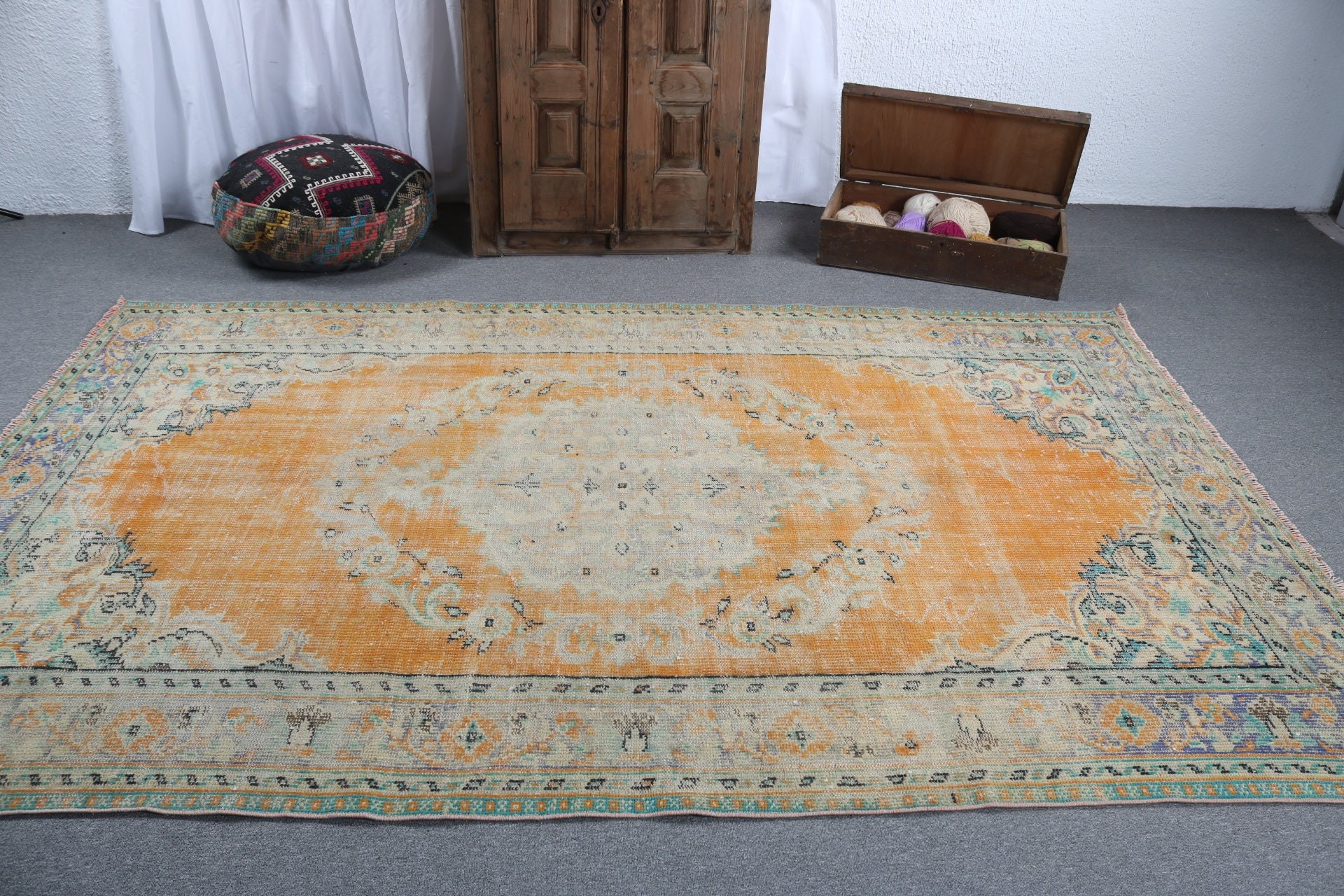 Havalı Halılar, Türk Halıları, Yemek Odası Halısı, Vintage Halılar, Ofis Halısı, Turuncu Oushak Halısı, Yün Halılar, Büyük Vintage Halılar, 5,8x9,4 ft Büyük Halı