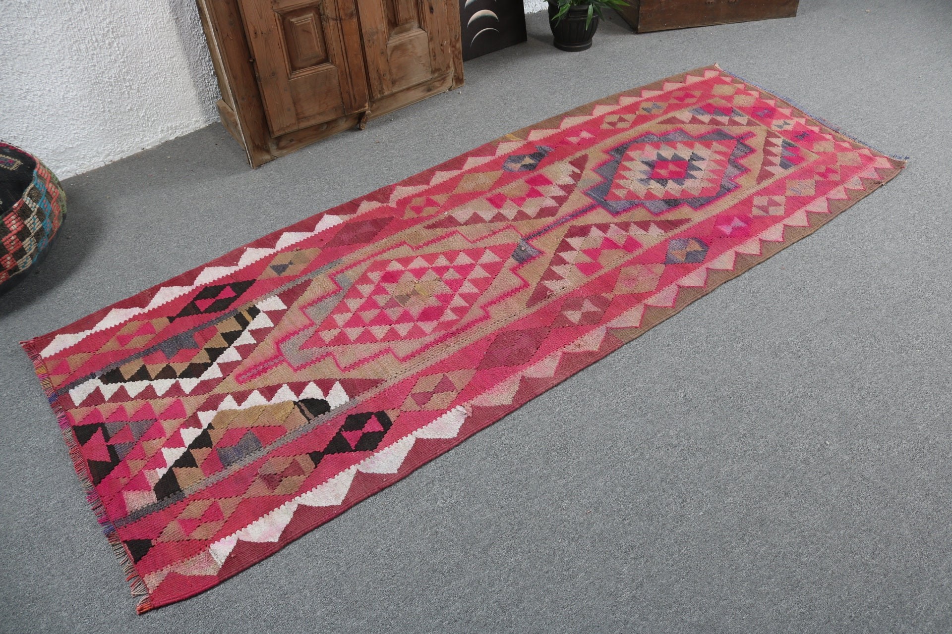 Lüks Halılar, Türk Halısı, Vintage Halı, Nötr Halı, Pembe Nötr Halılar, Aztek Halısı, Merdiven Halıları, Vintage Runner Halısı, 3x8,1 ft Runner Halıları