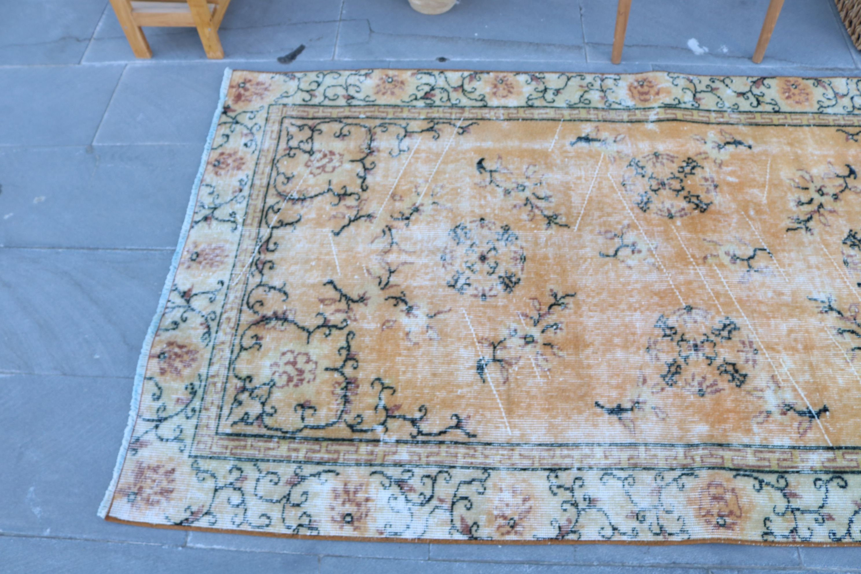 Oriental Rug, Turkish Rug, Vintage Rug, Indoor Rug, Dining Room Rug, Rugs for Living Room, Vintage Decor Rug, Wool Rug, 3.7x6.5 ft Area Rug