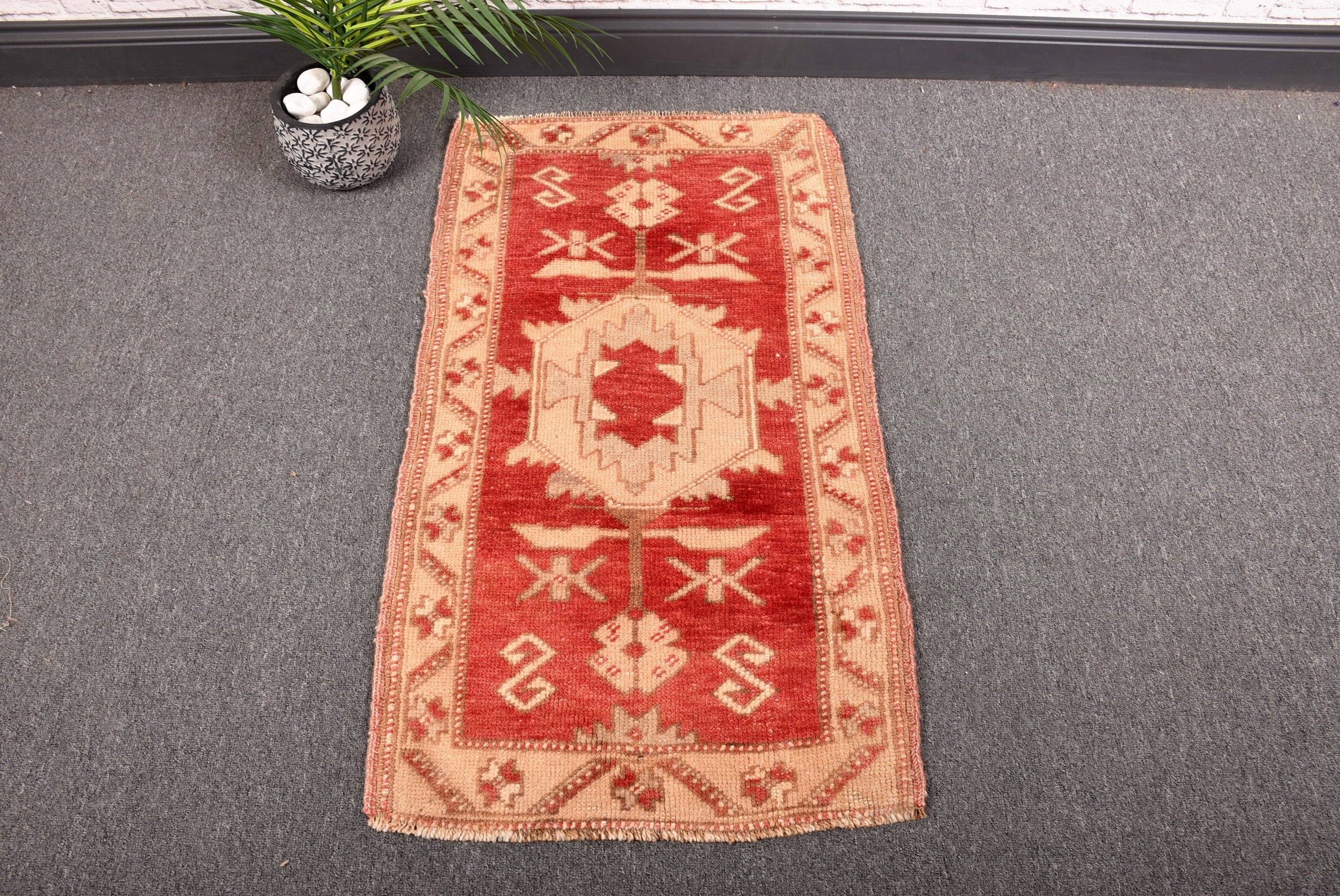 Vintage Rugs, Small Vintage Rug, Modern Rug, Bedroom Rug, Turkish Rugs, Bathroom Rugs, Red Handwoven Rug, 1.8x3.2 ft Small Rug, Floor Rug