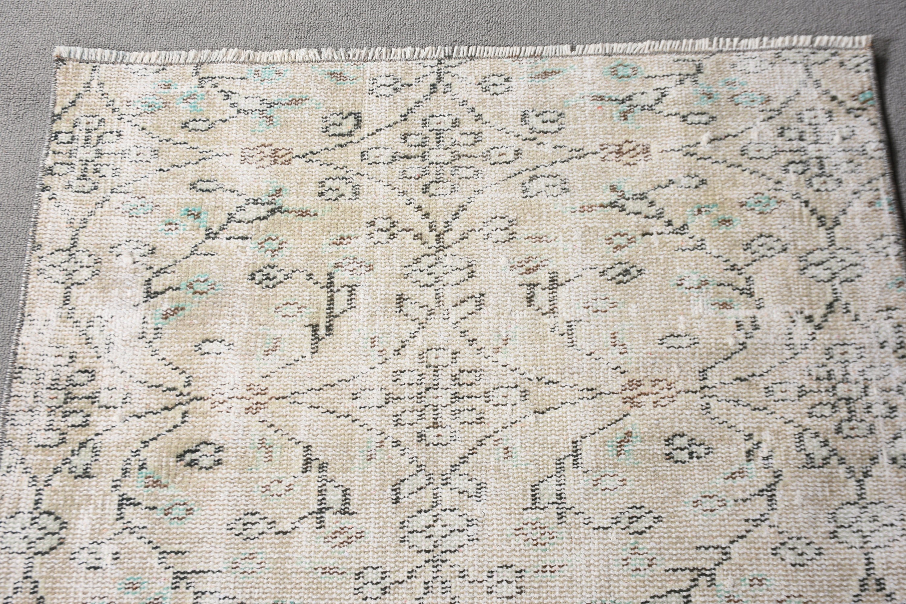 2.6x5.9 ft Accent Rug, Wool Rug, Beige Handwoven Rugs, Turkish Rug, Vintage Accent Rug, Bedroom Rugs, Vintage Rug, Decorative Rugs