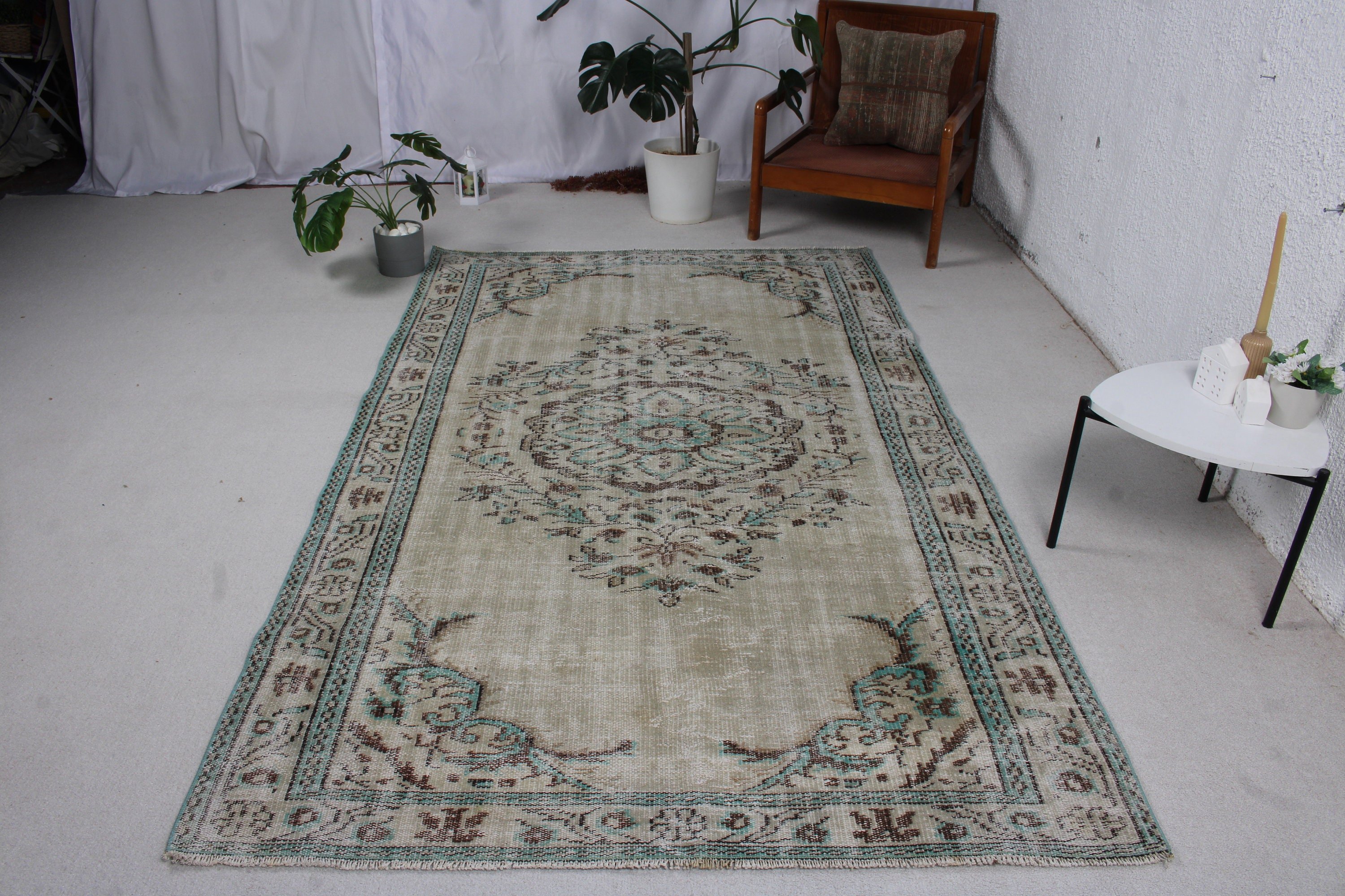 Bedroom Rugs, Brown Statement Rugs, Anatolian Rug, Turkish Rug, 5x8.4 ft Large Rug, Vintage Rugs, Oriental Rugs, Large Oushak Rugs