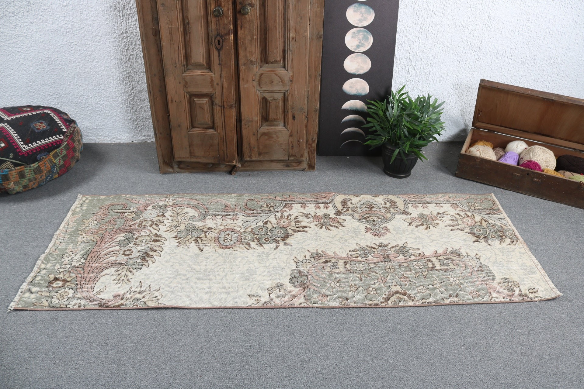 Vintage Rugs, Long Runner Rug, Beige Oushak Rugs, Turkish Rug, Luxury Rug, Hallway Rugs, Moroccan Rugs, Wool Rugs, 2.6x7 ft Runner Rugs