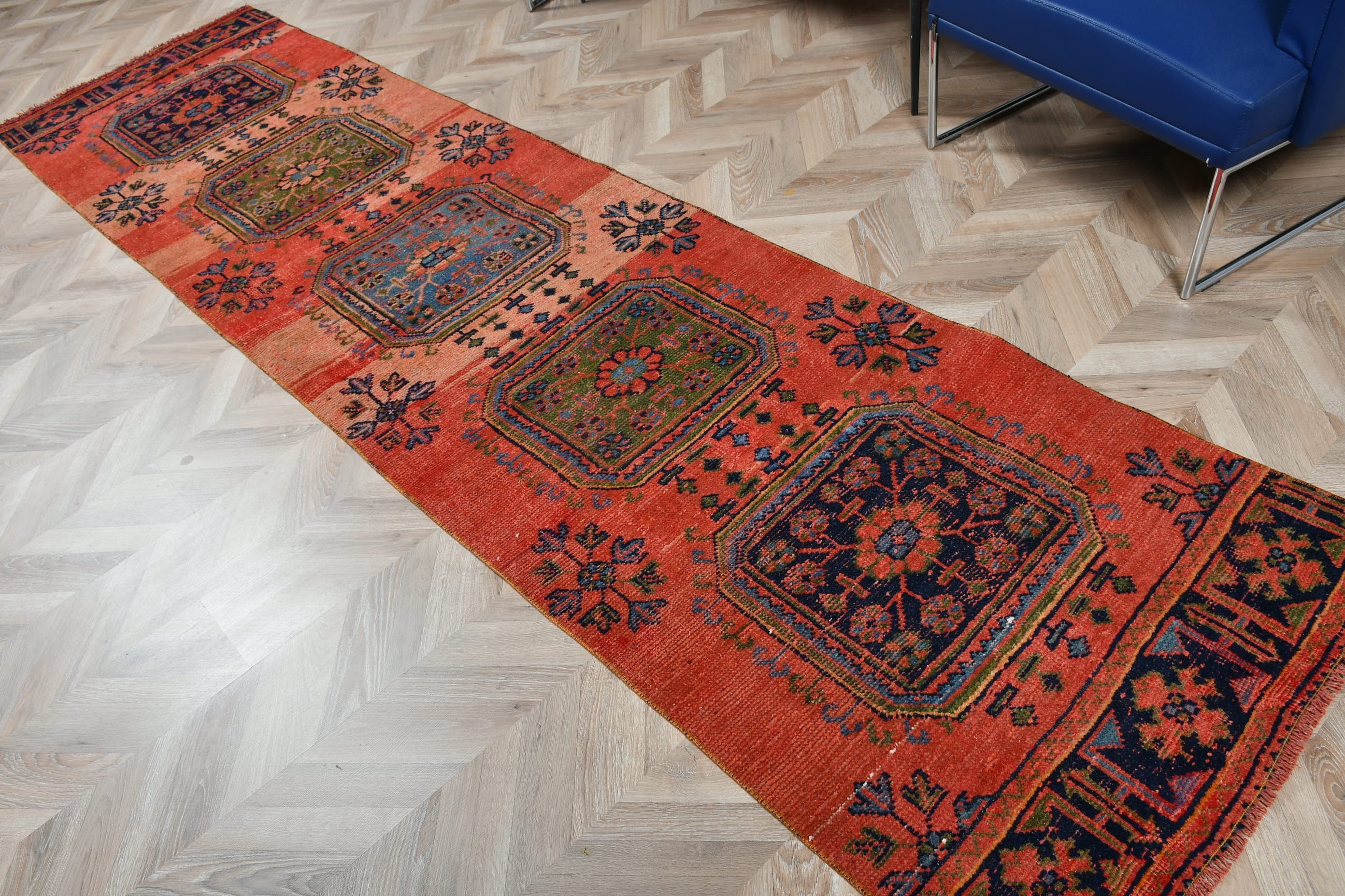 Vintage Halı, Sessiz Halı, Oryantal Halı, Koridor Halıları, 2,9x11,7 ft Runner Halısı, Kırmızı Anadolu Halısı, Fas Halısı, Mutfak Halıları, Türk Halısı