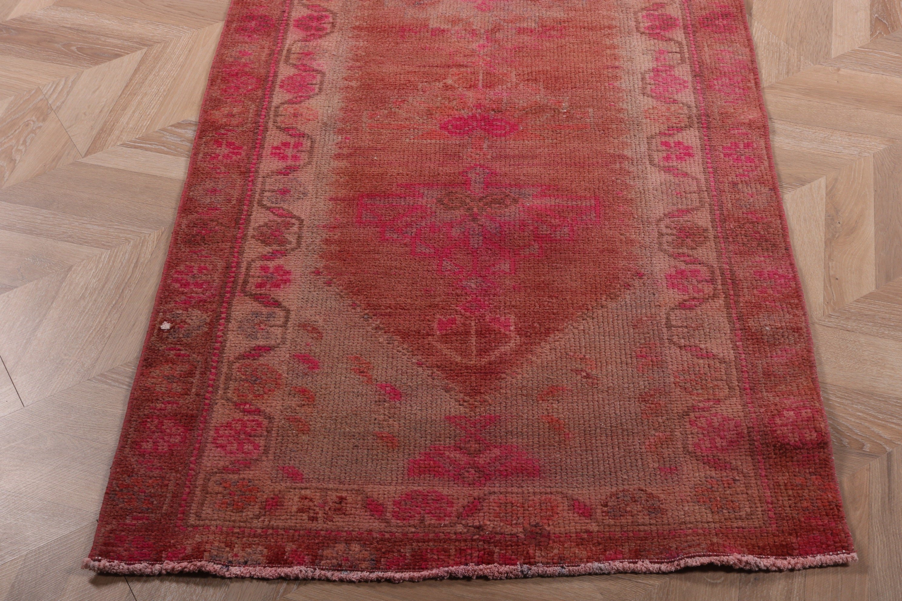 Koridor Halıları, Vintage Yolluk Halısı, Bildiri Halısı, Türk Halısı, 2.6x11.8 ft Yolluk Halıları, Pembe Antika Halılar, Vintage Halı, Mutfak Halıları