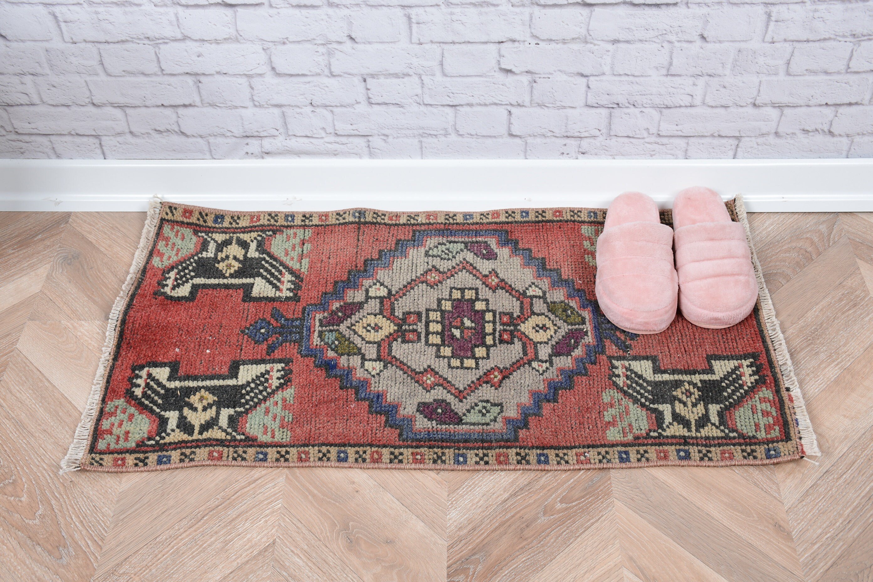 Red Floor Rug, Entry Rugs, 1.5x2.8 ft Small Rugs, Vintage Rug, Rugs for Car Mat, Antique Rug, Car Mat Rugs, Turkish Rug, Kitchen Rug