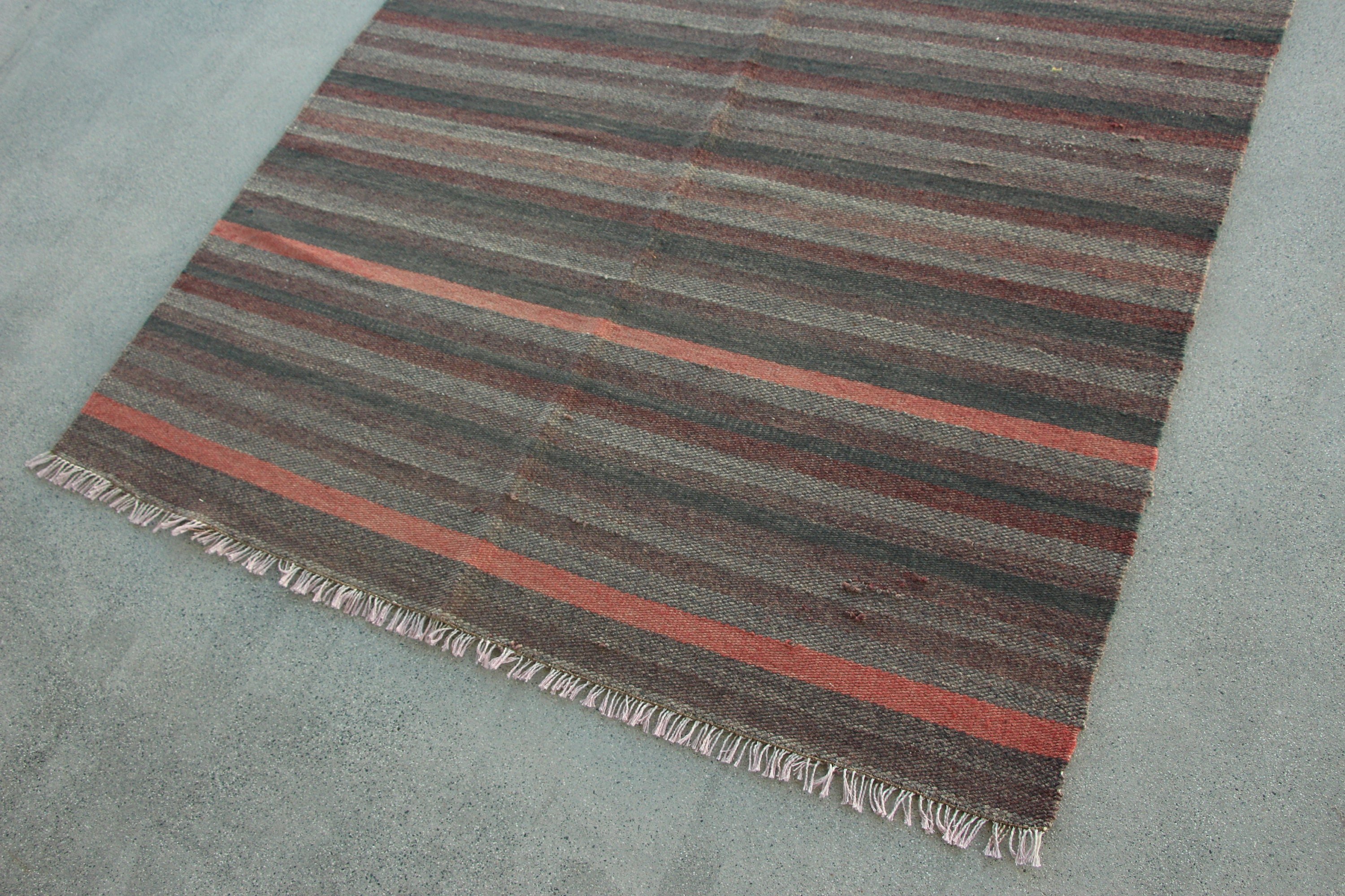 Kilim, Mor Yün Halı, 4,6x5,2 ft Aksan Halıları, Yatak Odası Halısı, Anadolu Halısı, Türk Halısı, Çocuk Halıları, Yer Halısı, Vintage Halılar, Mutfak Halısı