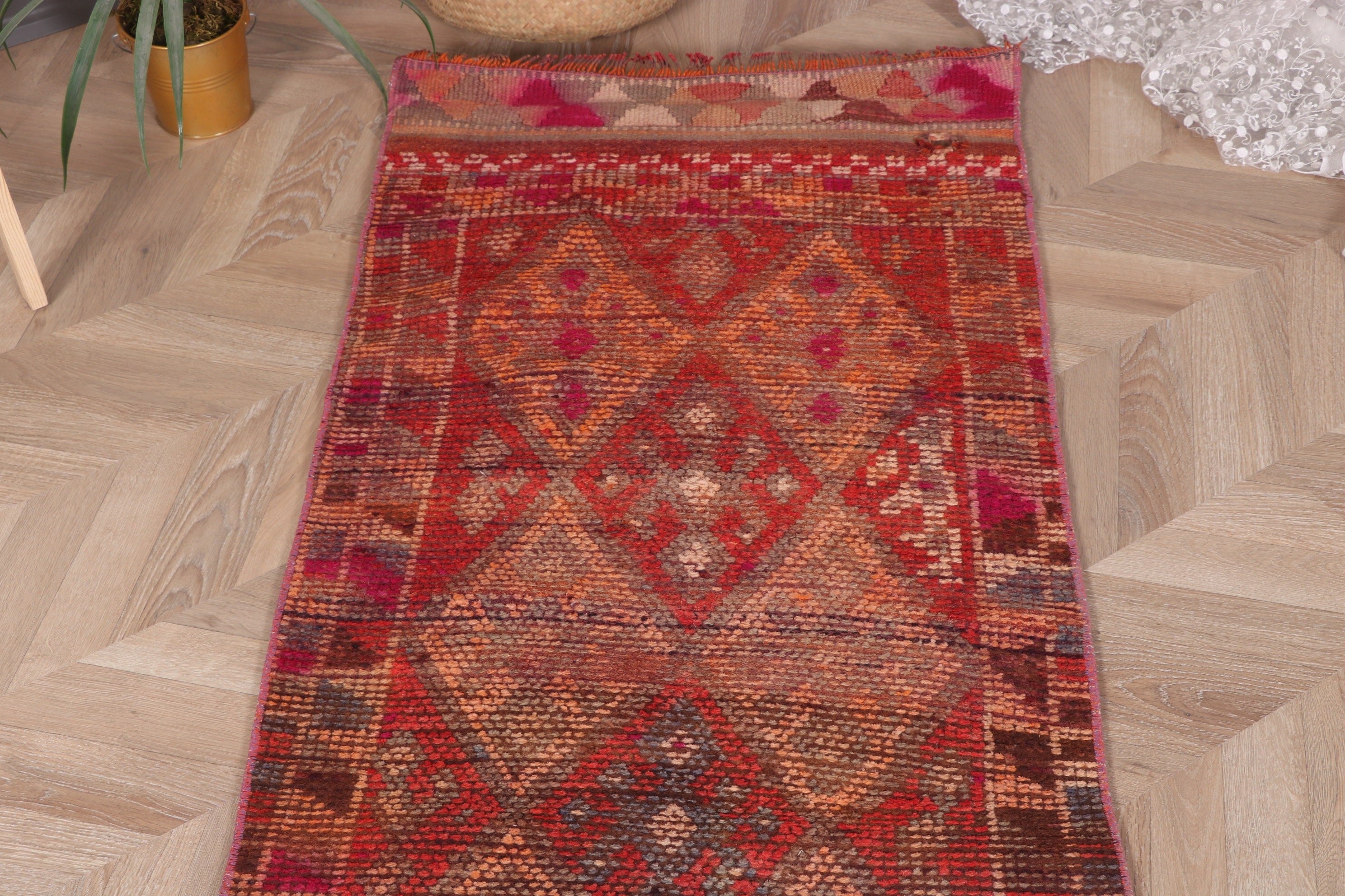 Koridor Halısı, Vintage Halılar, Oryantal Halı, Uzun Yolluk Halıları, 2.2x12.4 ft Yolluk Halısı, Türk Halıları, Pembe El Dokuma Halılar, Yatak Odası Halıları