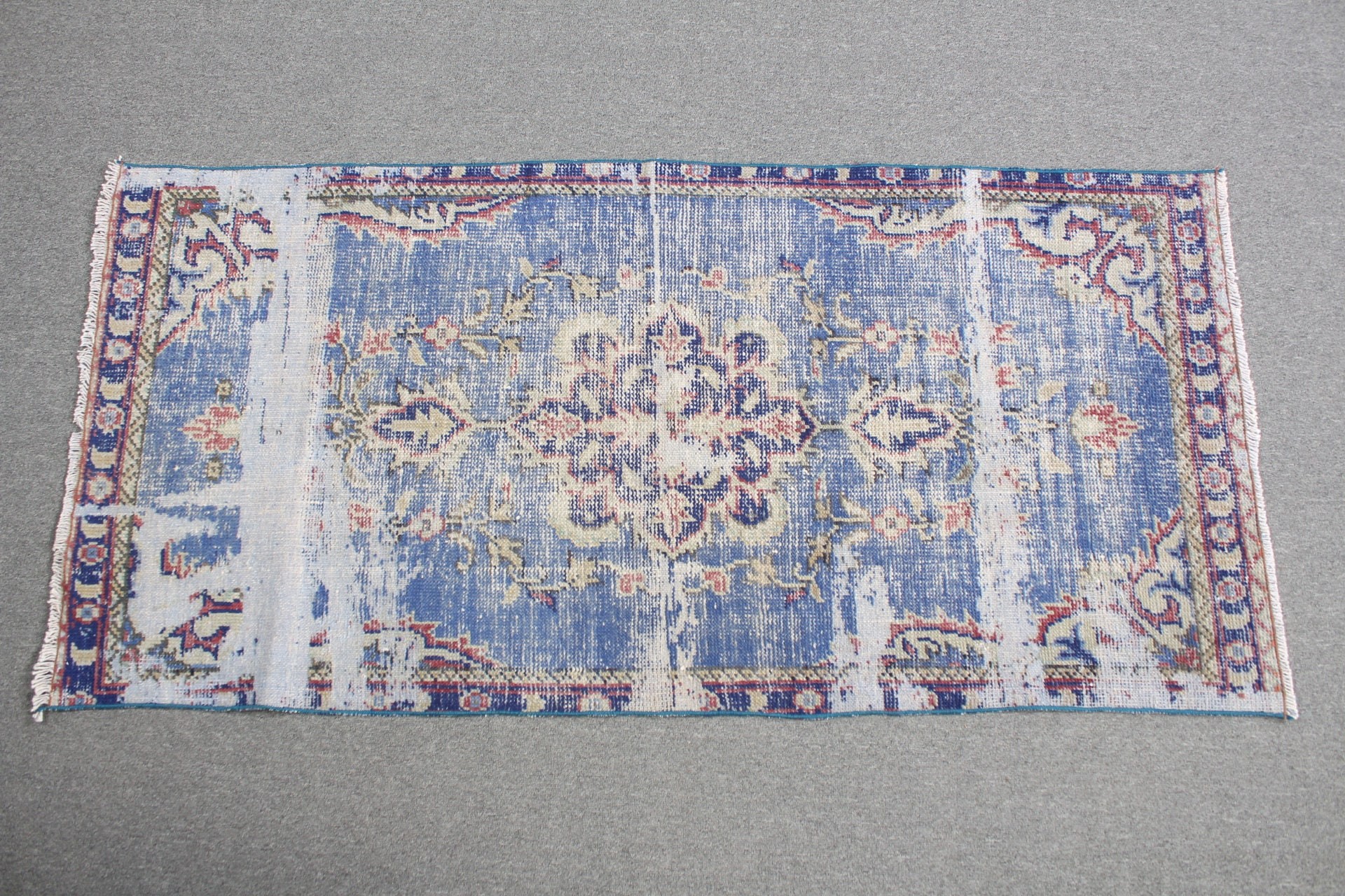 Vintage Rug, Wall Hanging Rugs, Entry Rug, Turkish Rug, Oriental Rug, Blue Home Decor Rug, 2.6x5.4 ft Small Rug, Antique Rugs, Eclectic Rug