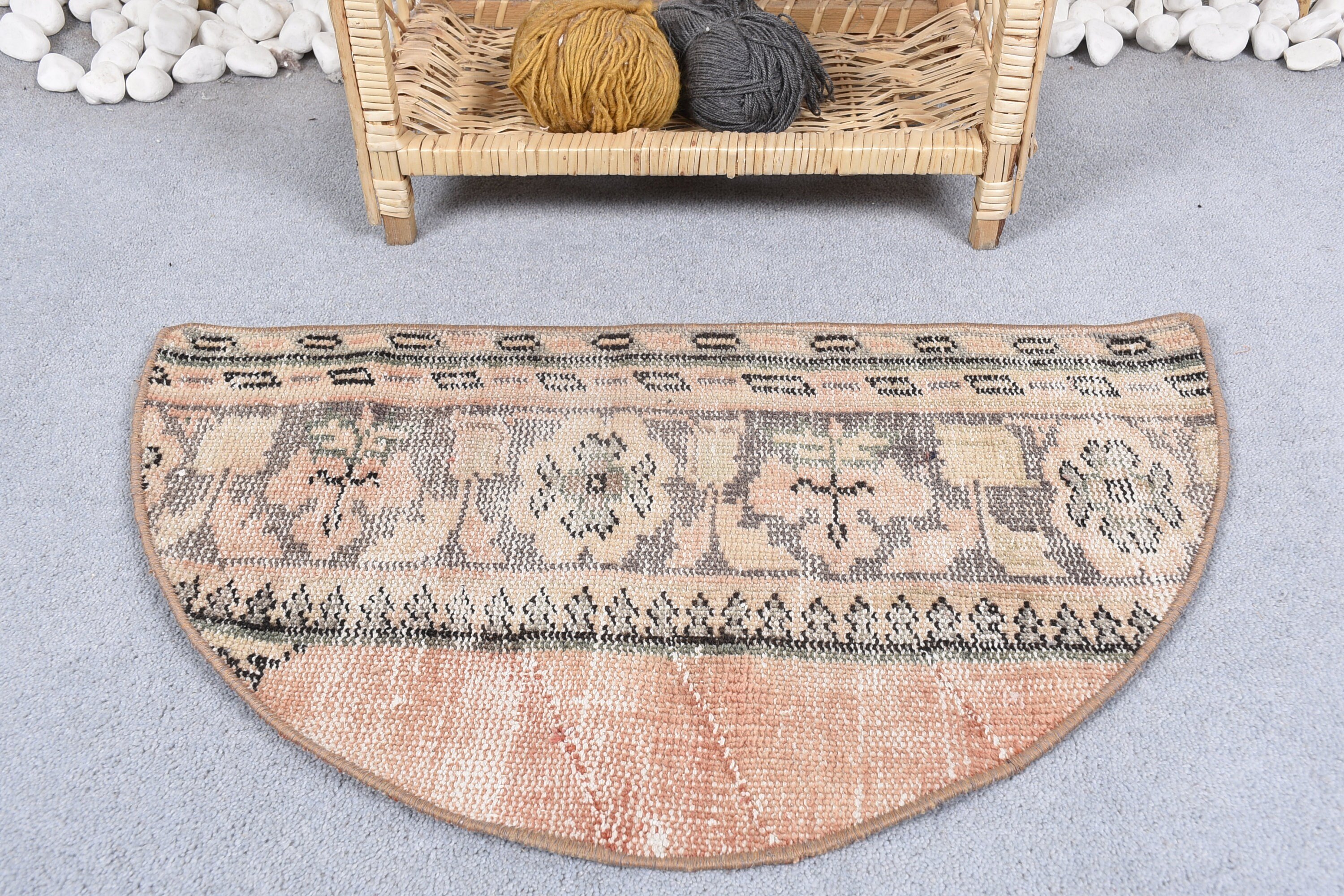 Sevimli Halı, Türk Halıları, Çocuk Halıları, Vintage Halı, Duvara Asma Halılar, 2.4x1.5 ft Küçük Halı, Kırmızı Soğuk Halılar, Mutfak Halıları