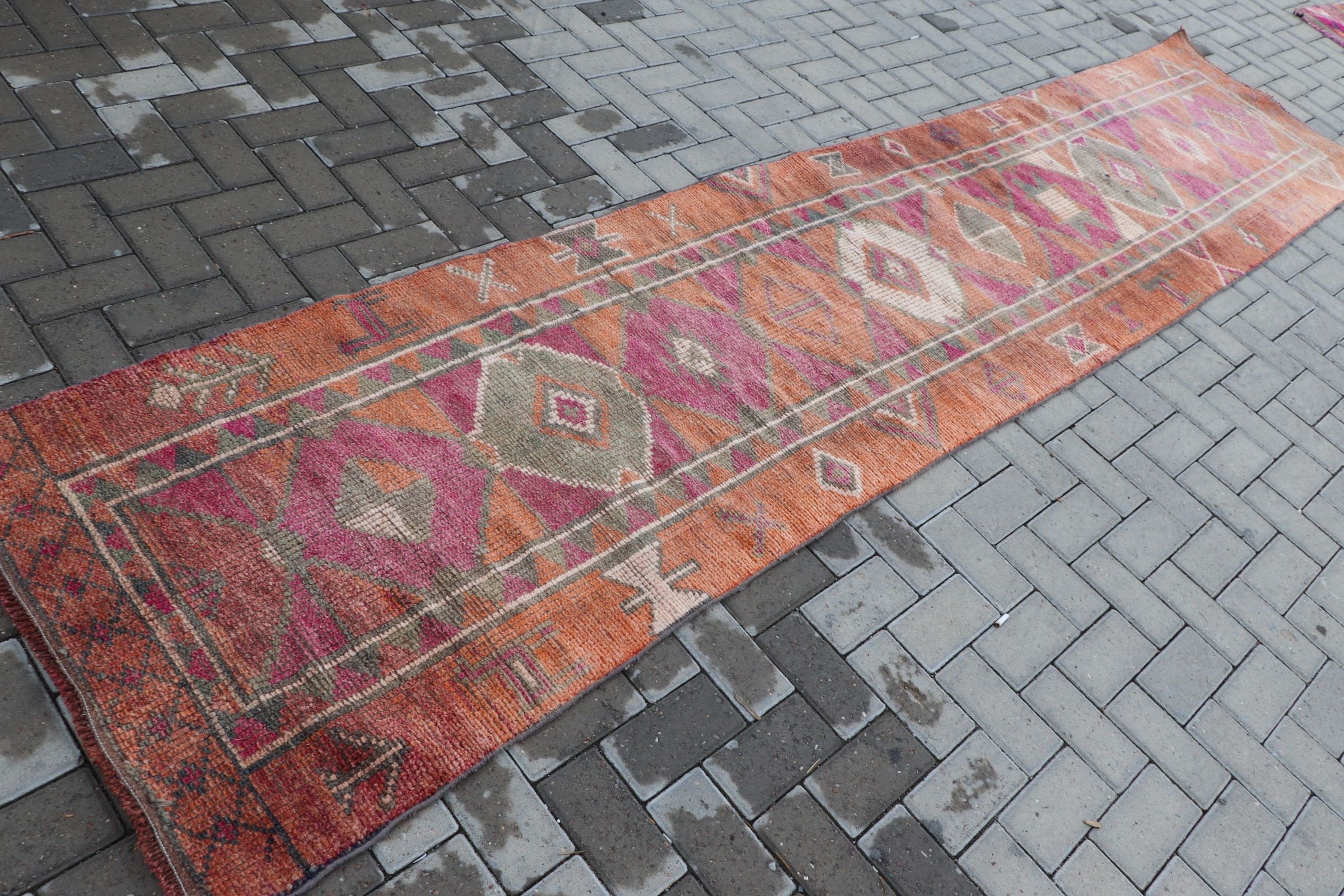 Tasarımcı Halı, Turuncu Yün Halı, Koridor Halıları, Mutfak Halısı, Havalı Halılar, Türk Halısı, 2,7x12,6 ft Runner Halısı, Vintage Halı, Anadolu Halısı