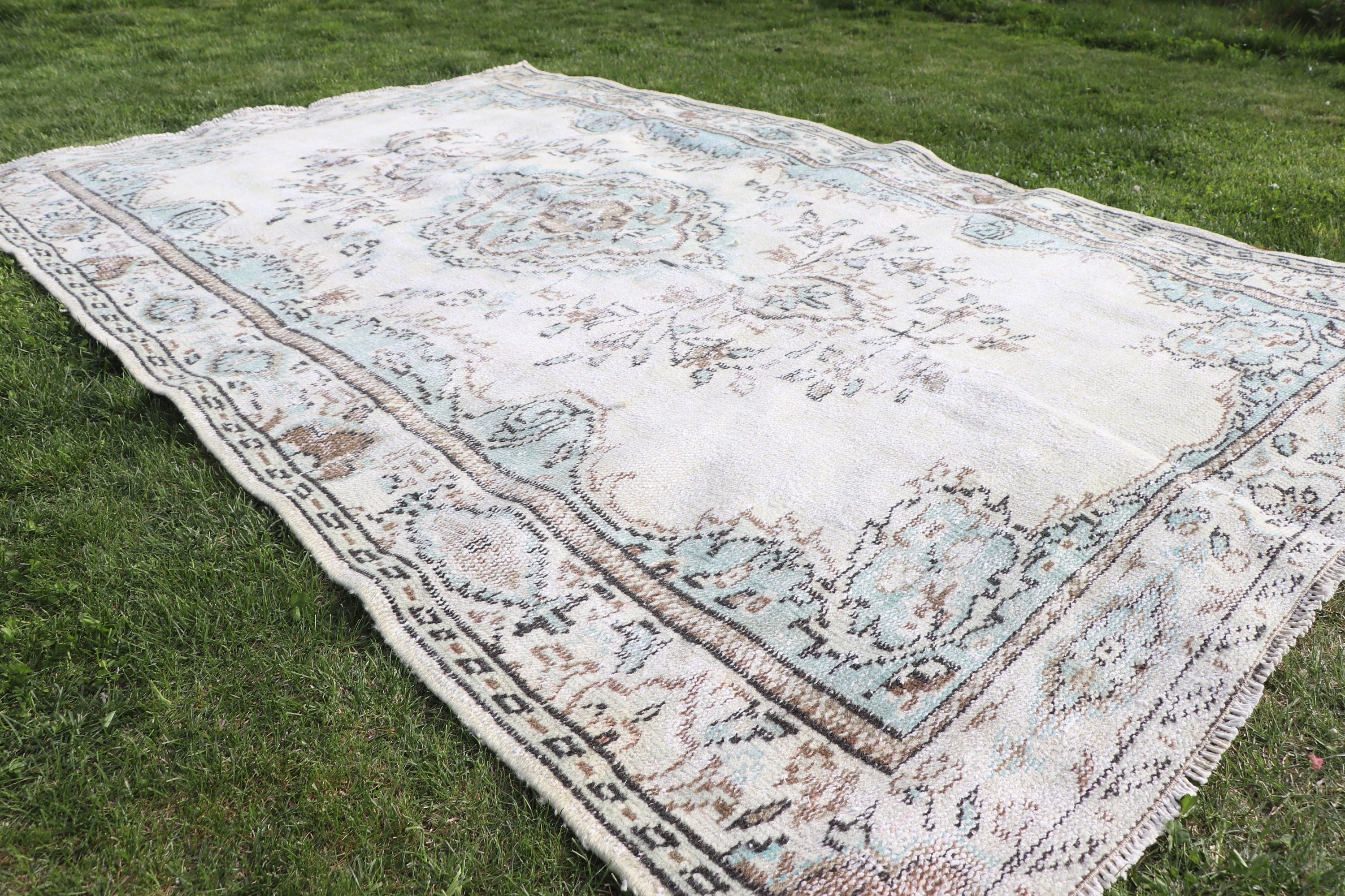 Antika Halı, Vintage Halı, Lüks Halılar, Alan Kilimleri, Oturma Odası Halıları, Türk Halısı, Bej Anadolu Halısı, 4.9x8 ft Alan Halısı, Yatak Odası Halısı