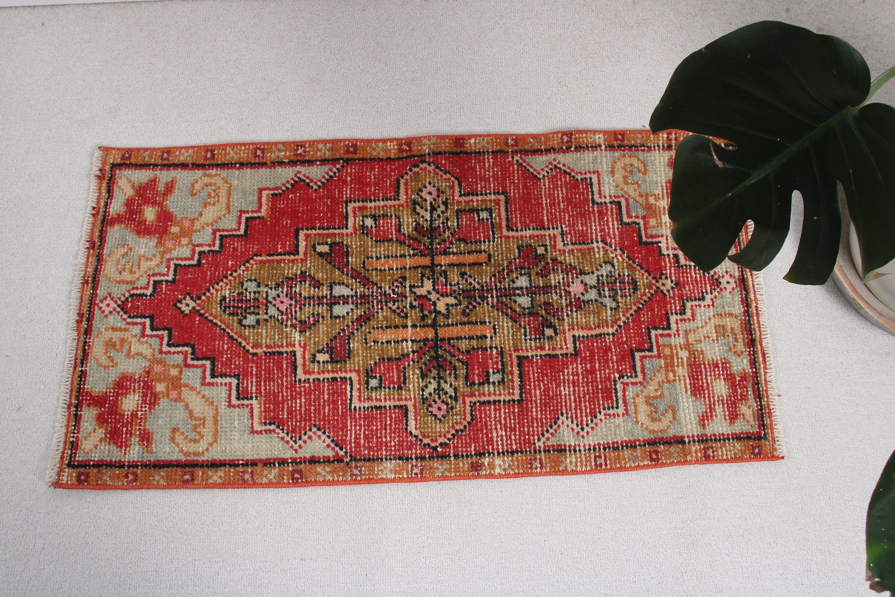 Boho Halı, 1.6x3 ft Küçük Halılar, Türk Halıları, Yün Halılar, Küçük Boho Halı, Küçük Vintage Halılar, Ofis Halıları, Kırmızı Geometrik Halılar, Vintage Halılar