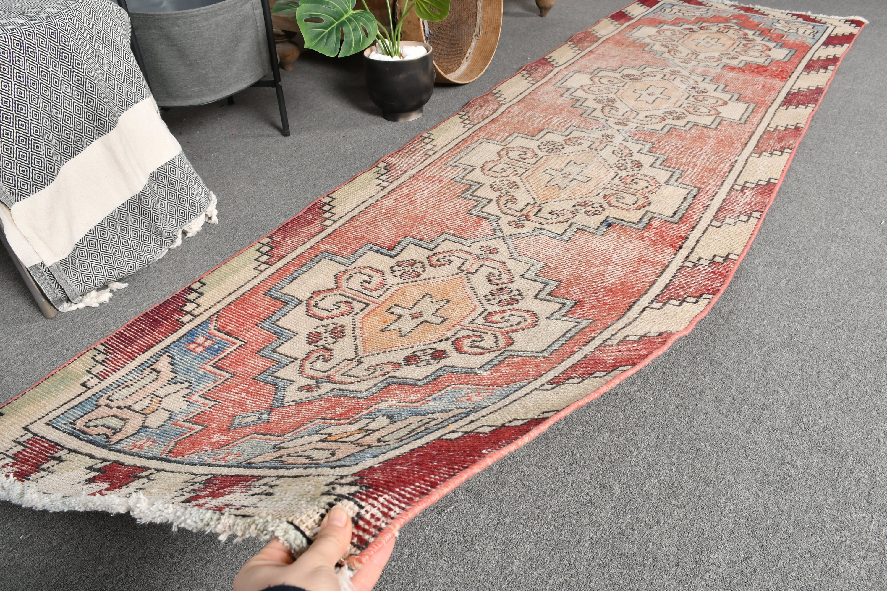 Fas Halısı, Türkiye Halıları, 2.7x9.4 ft Runner Halısı, Türk Halısı, Merdiven Halıları, Vintage Halı, Anadolu Halıları, Kırmızı Oryantal Halı, Koridor Halısı