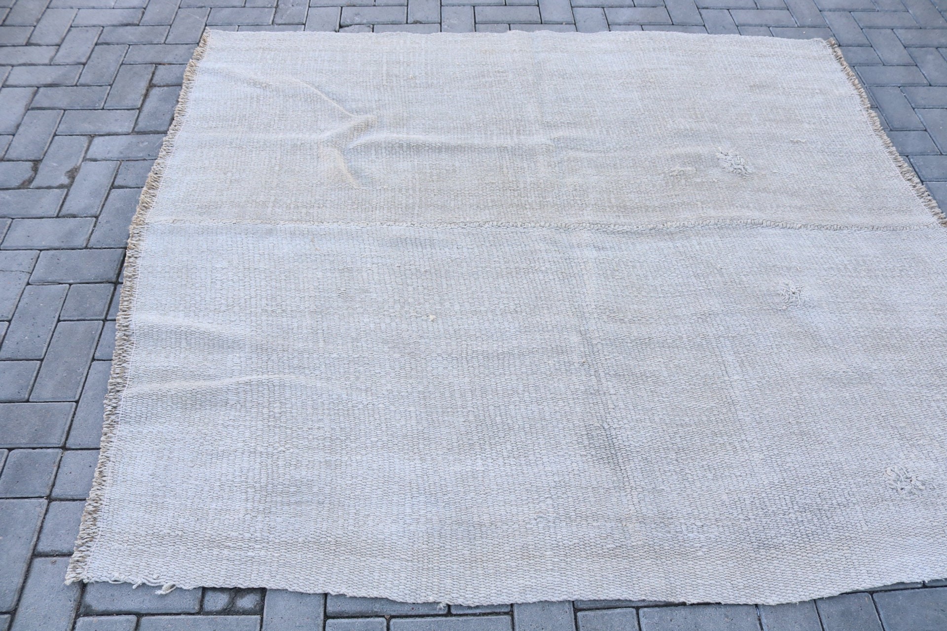 Türk Halısı, Mutfak Halıları, Oturma Odası Halısı, 5.4x6.1 ft Alan Halıları, Oushak Halısı, İç Mekan Halıları, Yurt Halıları, Vintage Halılar, Çocuk Odası Halıları