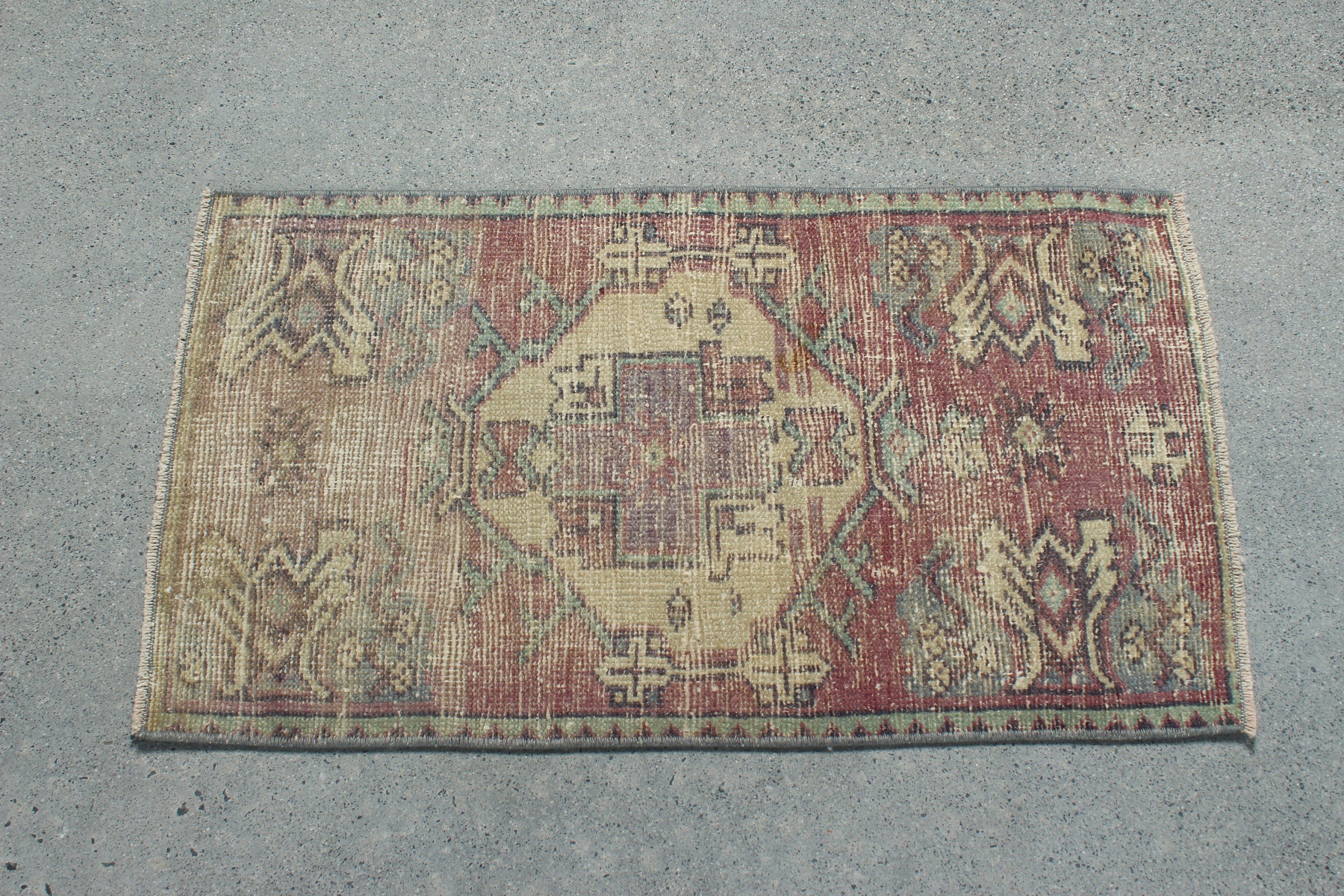 1.5x2.6 ft Small Rug, Antique Rug, Turkish Rug, Floor Rug, Door Mat Rug, Rugs for Bedroom, Vintage Rug, Purple Oriental Rug, Bathroom Rug