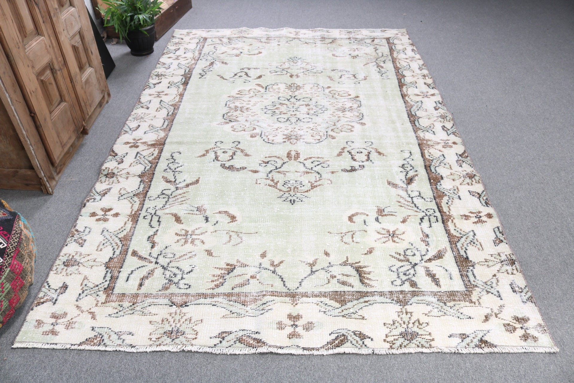 5.6x8.5 ft Large Rugs, Dining Room Rugs, Vintage Rug, Floor Rugs, Green Wool Rug, Outdoor Rug, Antique Rugs, Living Room Rugs, Turkish Rug