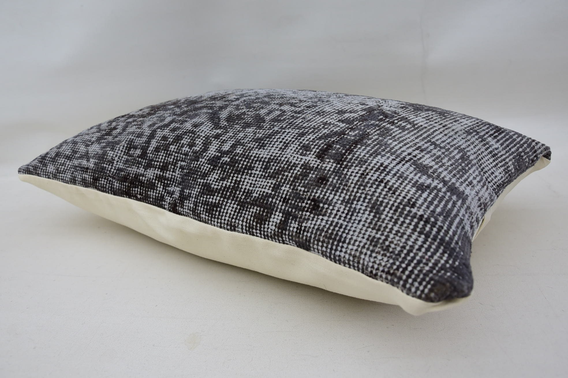 Vintage Kilim Pillow, 16"x24" Gray Cushion Cover, Couch Pillow Case, Interior Designer Pillow, Ethnical Kilim Rug Pillow
