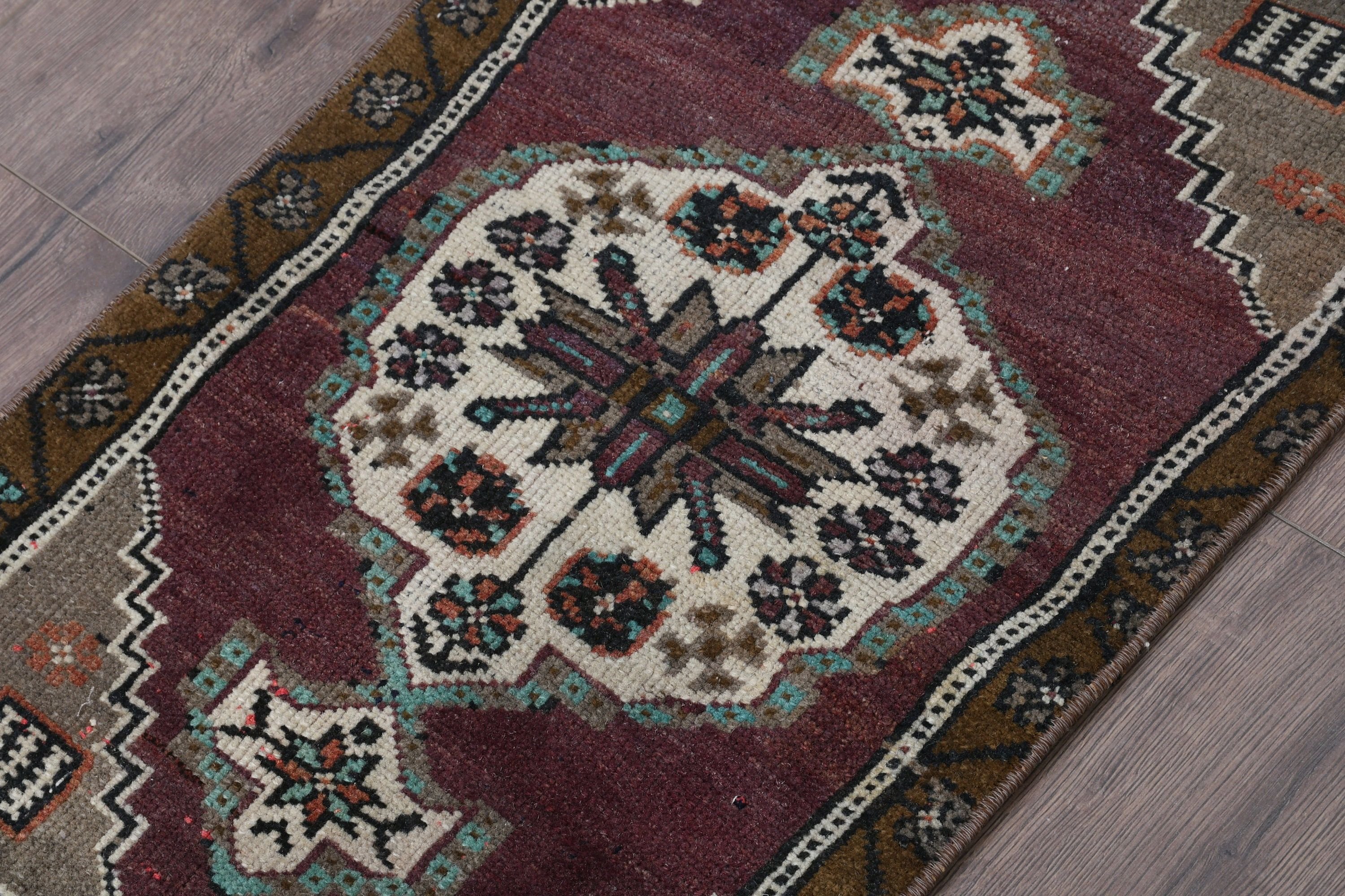Ethnic Rug, Vintage Rug, Purple Antique Rugs, Oriental Rugs, Oushak Rug, Turkish Rugs, Bedroom Rug, Wall Hanging Rug, 1.5x2.6 ft Small Rugs