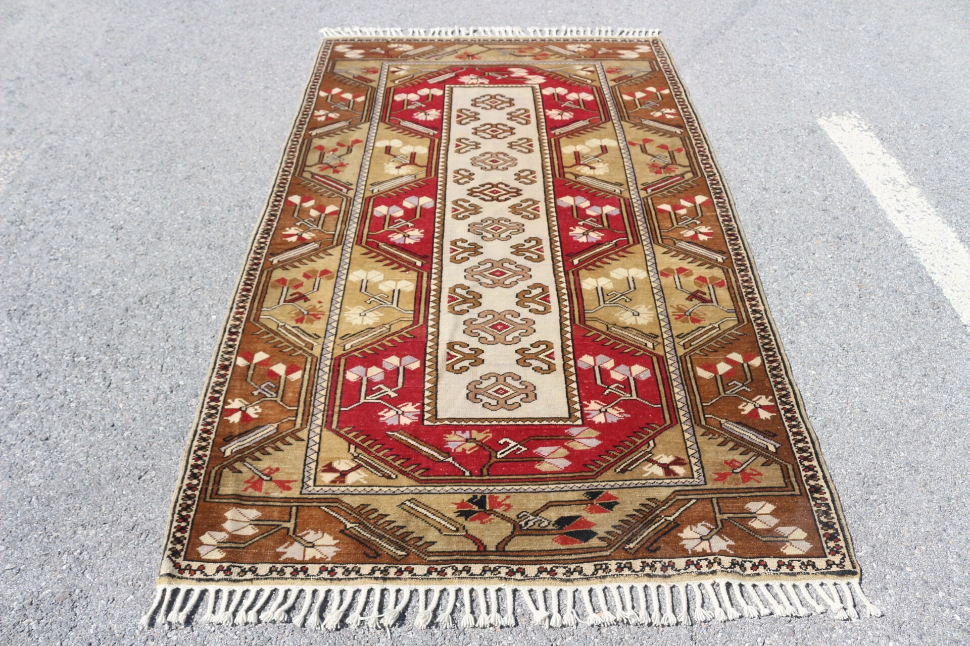 Yemek Odası Halıları, Soğuk Halı, Çocuk Halısı, Yatak Odası Halısı, 4,1x6,8 ft Alan Halıları, Fas Halıları, Vintage Halı, Türk Halısı, Kırmızı Oushak Halısı