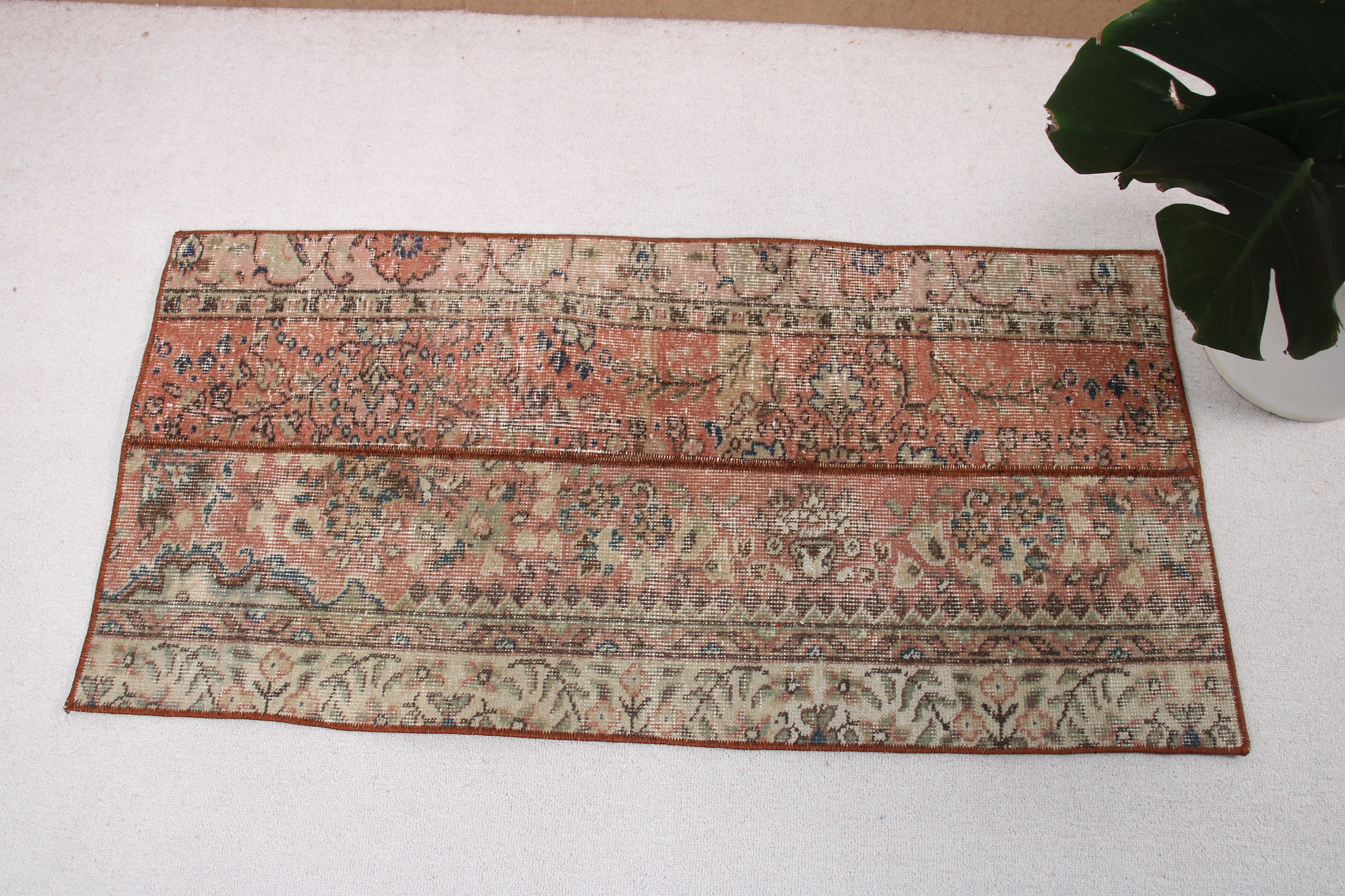 Kapı Paspası Halısı, Vintage Halılar, Türk Halıları, Kırmızı Yün Halı, Banyo Halıları, Düz Dokuma Halı, 1.9x3.9 ft Küçük Halılar, Küçük Boho Halısı, Mutfak Halısı