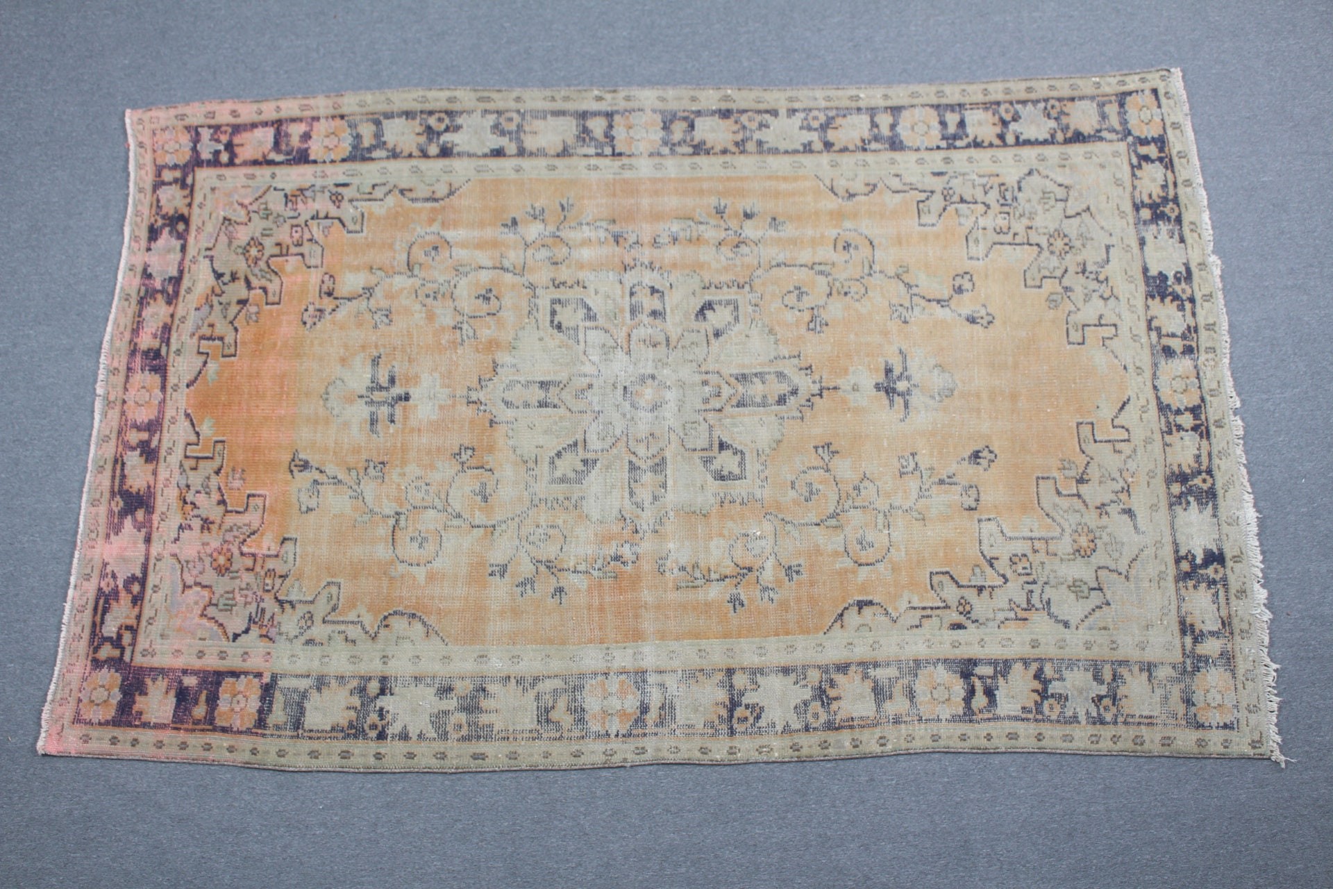 Vintage Halılar, Yün Halı, 5,5x8,8 ft Büyük Halı, Turuncu Yün Halılar, Yemek Odası Halıları, Oushak Halı, Yatak Odası Halıları, Türk Halıları, Salon Halısı