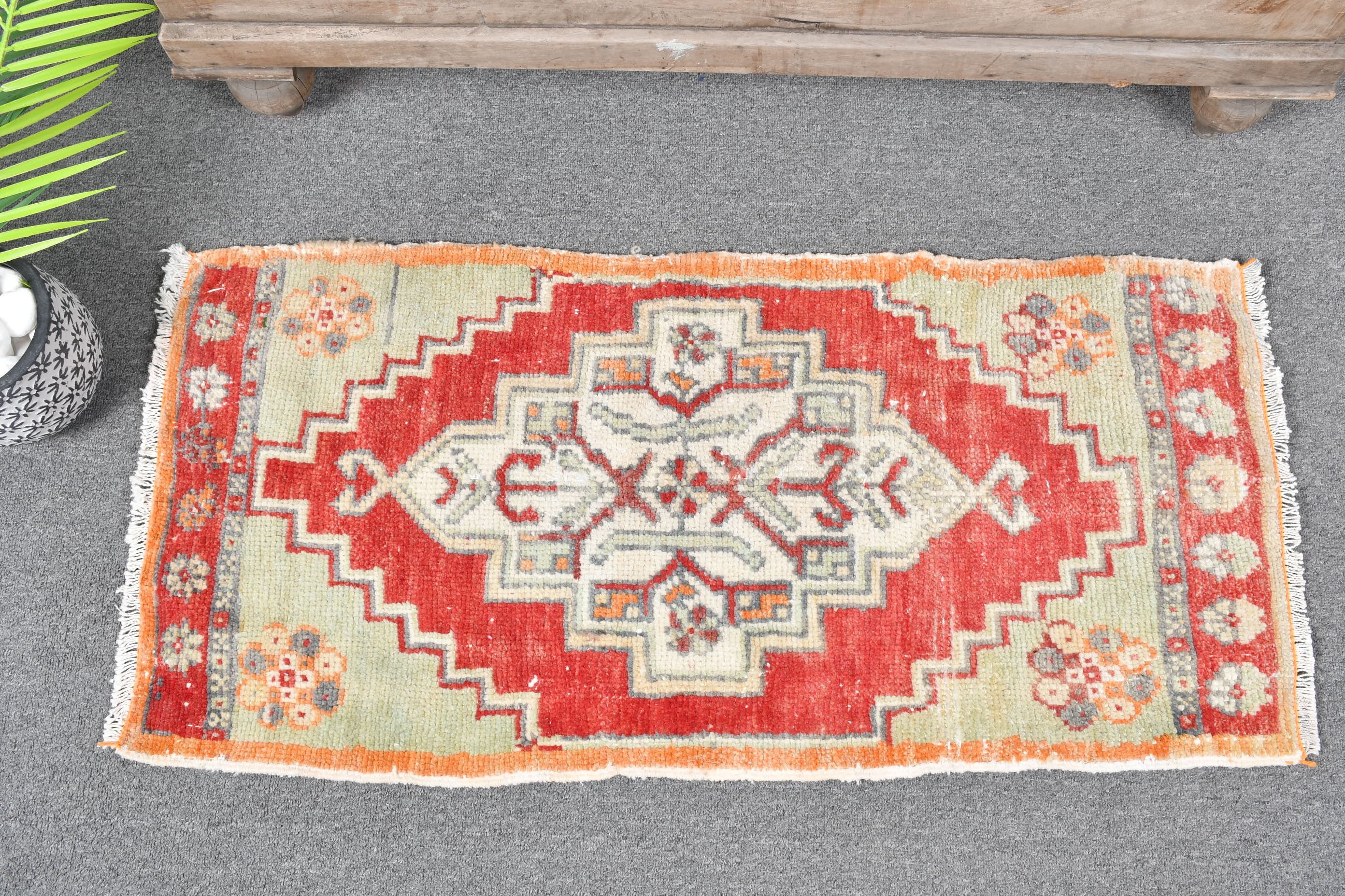 Banyo Halıları, Türk Halısı, Yeşil Anadolu Halısı, Araba Paspası Halıları, Vintage Halılar, Oryantal Halı, 1.6x3.3 ft Küçük Halı, Göçebe Halısı, Yatak Odası Halısı