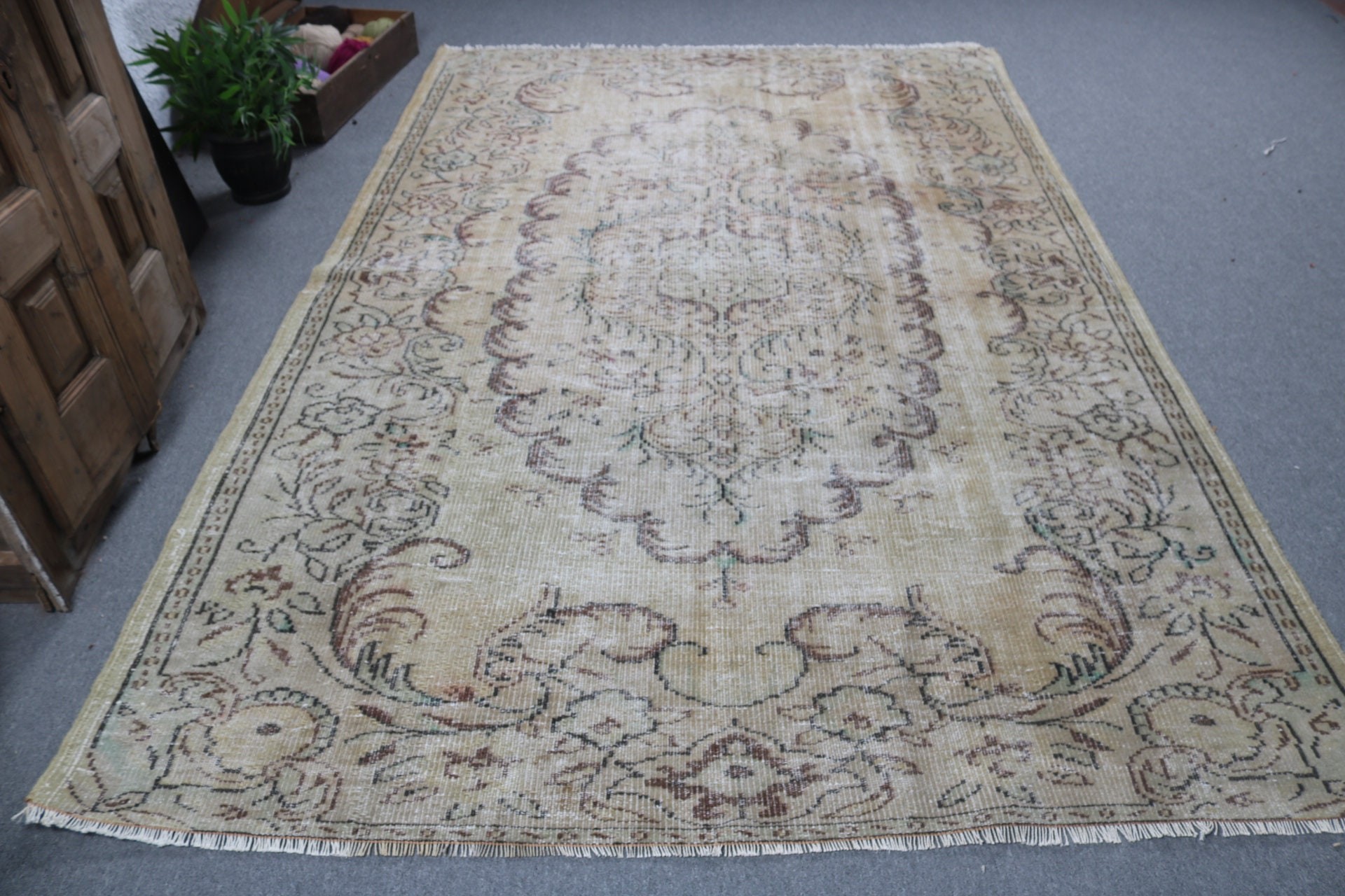 Büyük Vintage Halı, Vintage Halılar, Düz Dokuma Halı, Türk Halısı, Lüks Halılar, Kahverengi Oushak Halıları, 6.2x9.4 ft Büyük Halı, Oturma Odası Halısı