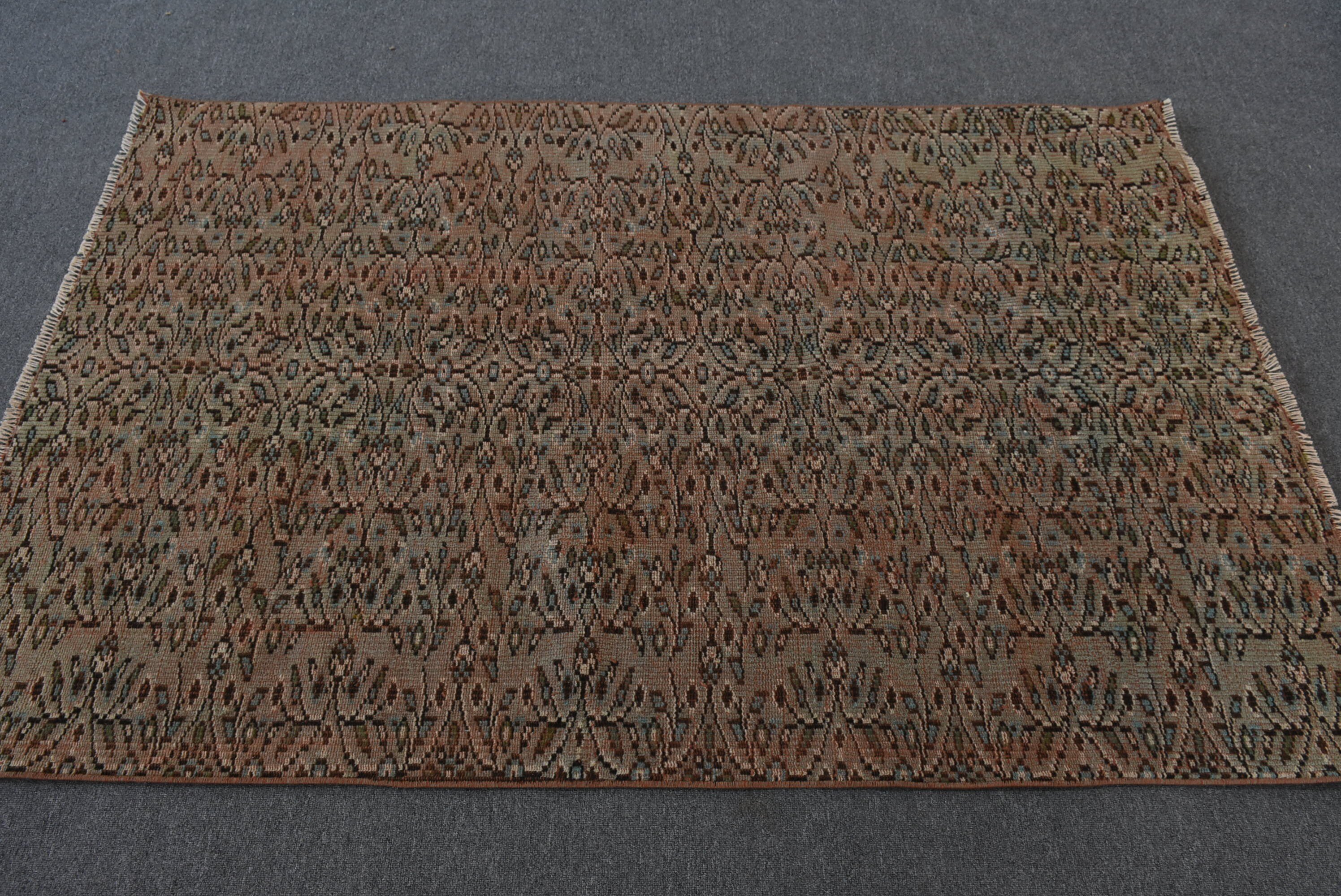 Yer Halısı, Türk Halısı, Zemin Halıları, 4.2x6.2 ft Alan Halısı, Kahverengi Yatak Odası Halısı, Çocuk Halıları, Bohem Halısı, Oryantal Halılar, Vintage Halı