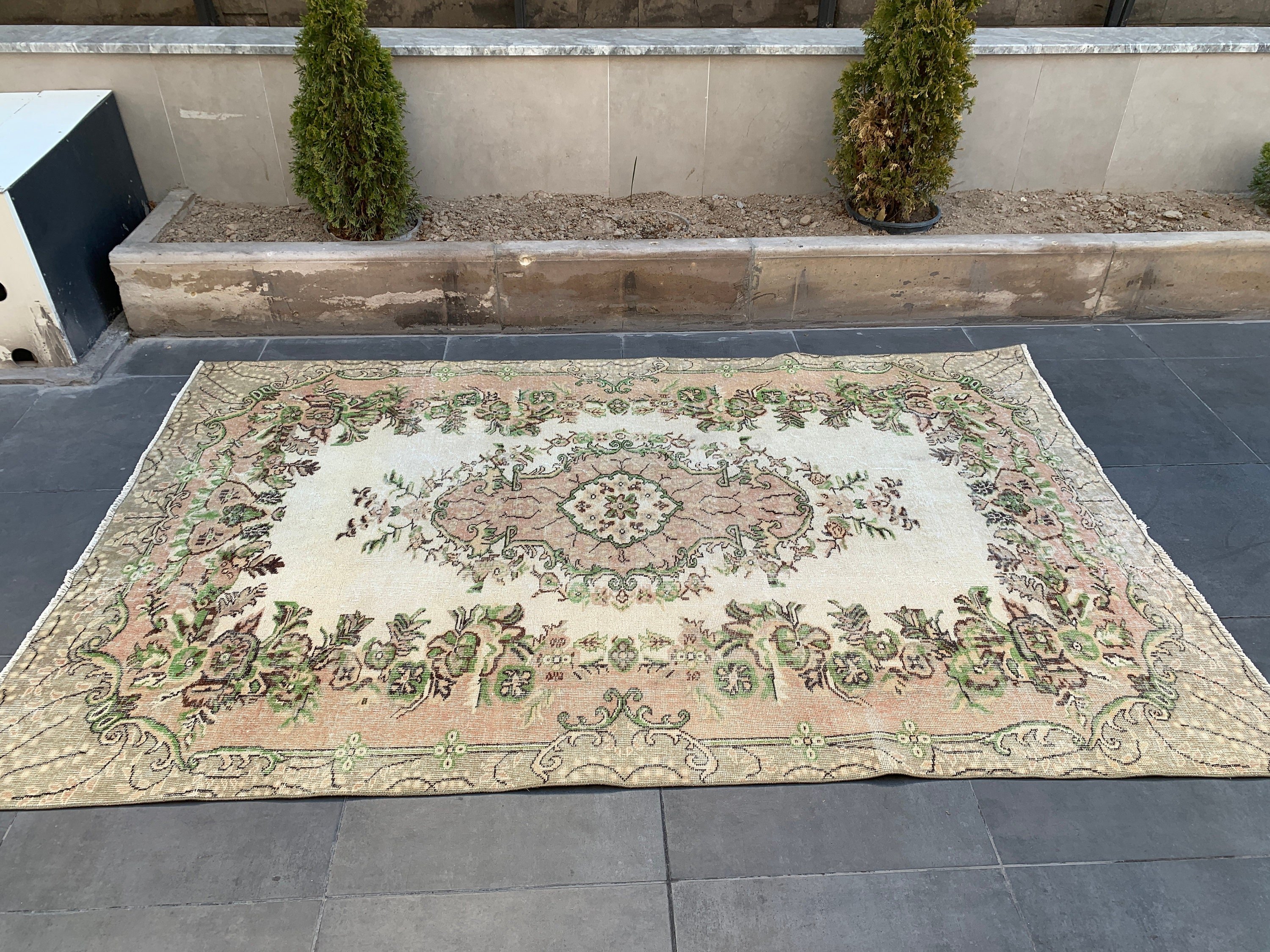 Anadolu Halıları, Vintage Halı, Bej 5.5x8.8 ft Büyük Halı, Havalı Halılar, Yatak Odası Halısı, Yemek Odası Halıları, Türk Halısı, Sanat Halıları