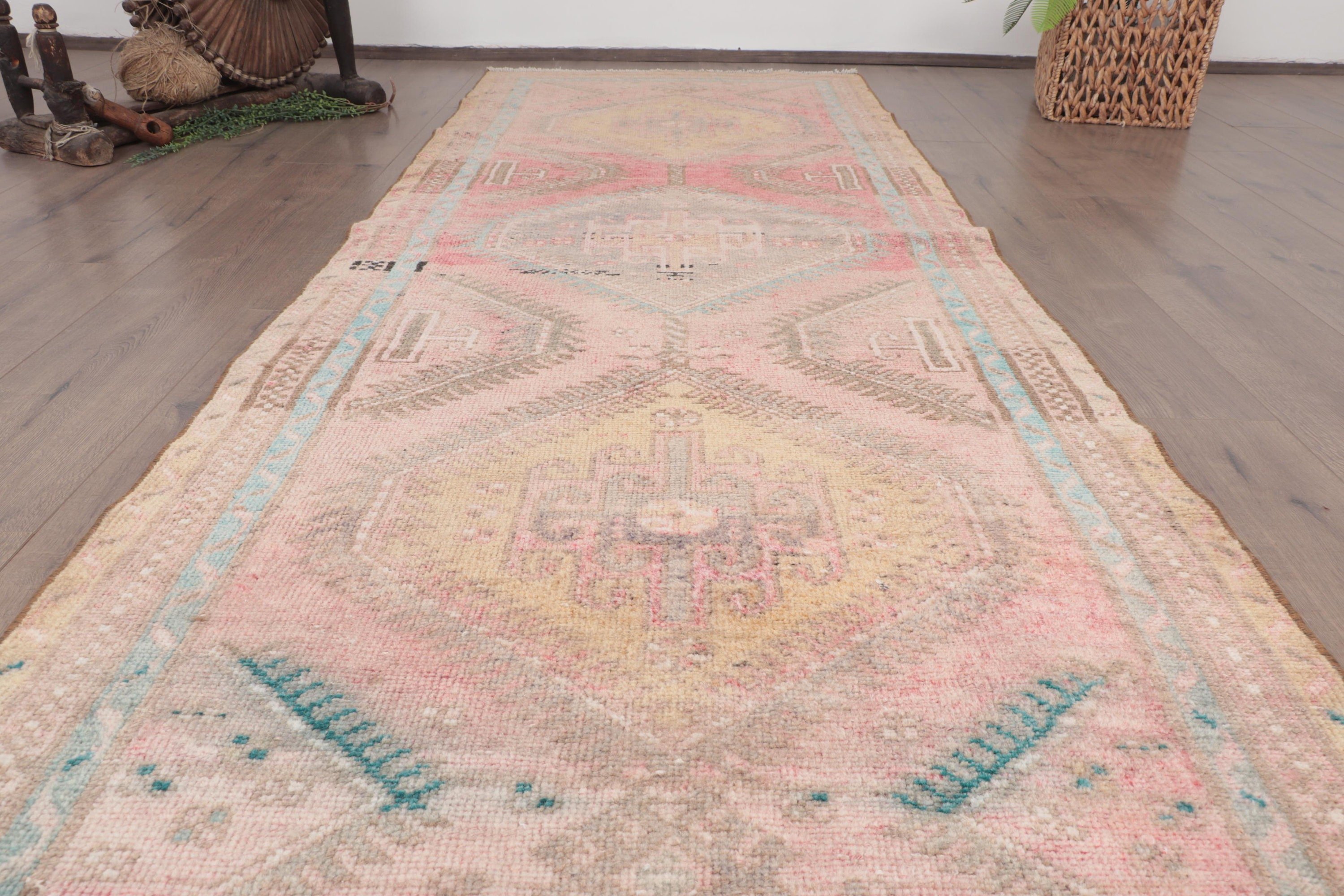 Vintage Halı, Runner Halıları, Türk Halısı, 3.1x8.7 ft Runner Halıları, Düz Dokuma Halılar, Pembe Açıklama Halısı, Koridor Halıları, Antika Halılar