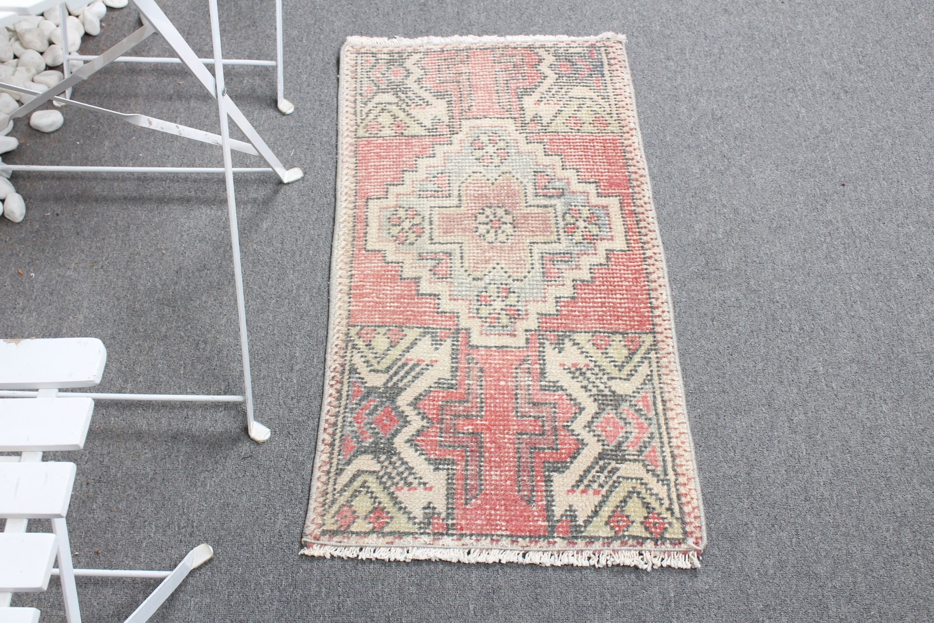 Red  1.6x3 ft Small Rug, Kitchen Rugs, Cool Rugs, Rugs for Bedroom, Turkish Rugs, Entryway Rug Rugs, Bedroom Rug, Vintage Rugs