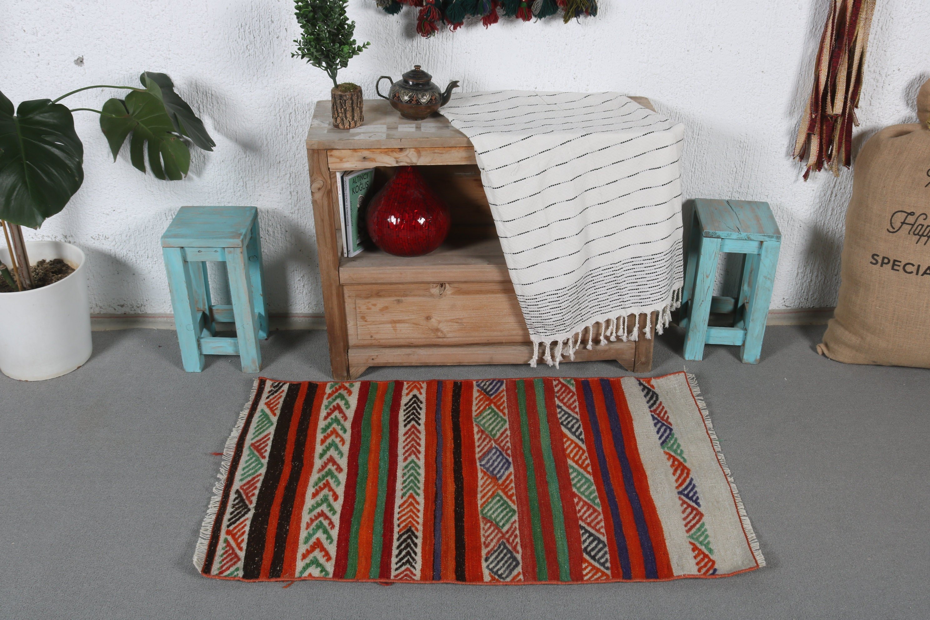 Kilim, Turuncu 2.1x3.5 ft Küçük Halılar, Giriş Halıları, Türk Halısı, Boho Halısı, Vintage Halılar, Anadolu Halısı, Antika Halı, Mutfak Halısı