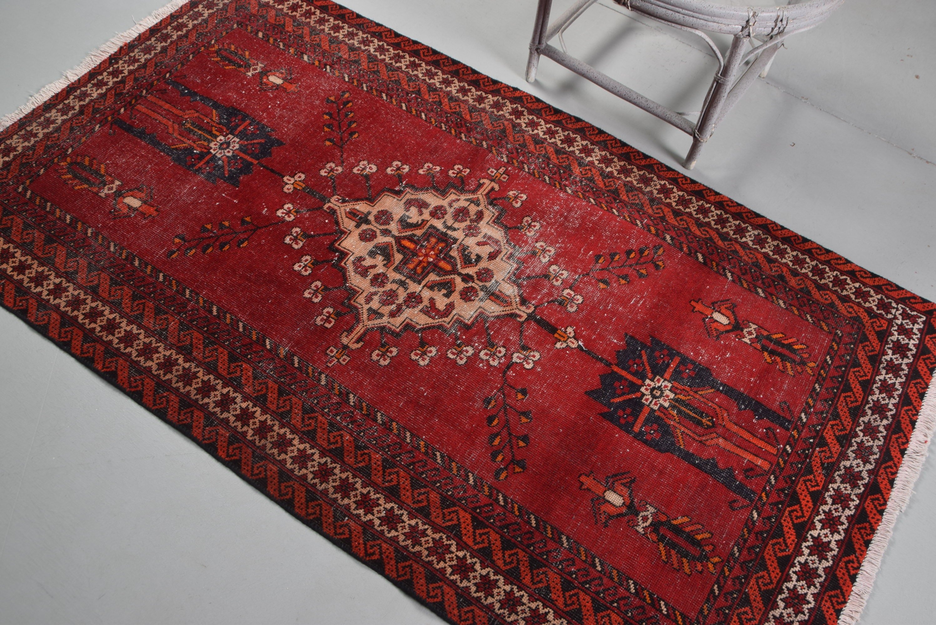 Sessiz Halı, 3.9x6.8 ft Alan Halıları, Oushak Halısı, İç Mekan Halısı, Yemek Odası Halıları, Vintage Halı, Kırmızı Oushak Halısı, Türk Halısı, Mutfak Halıları