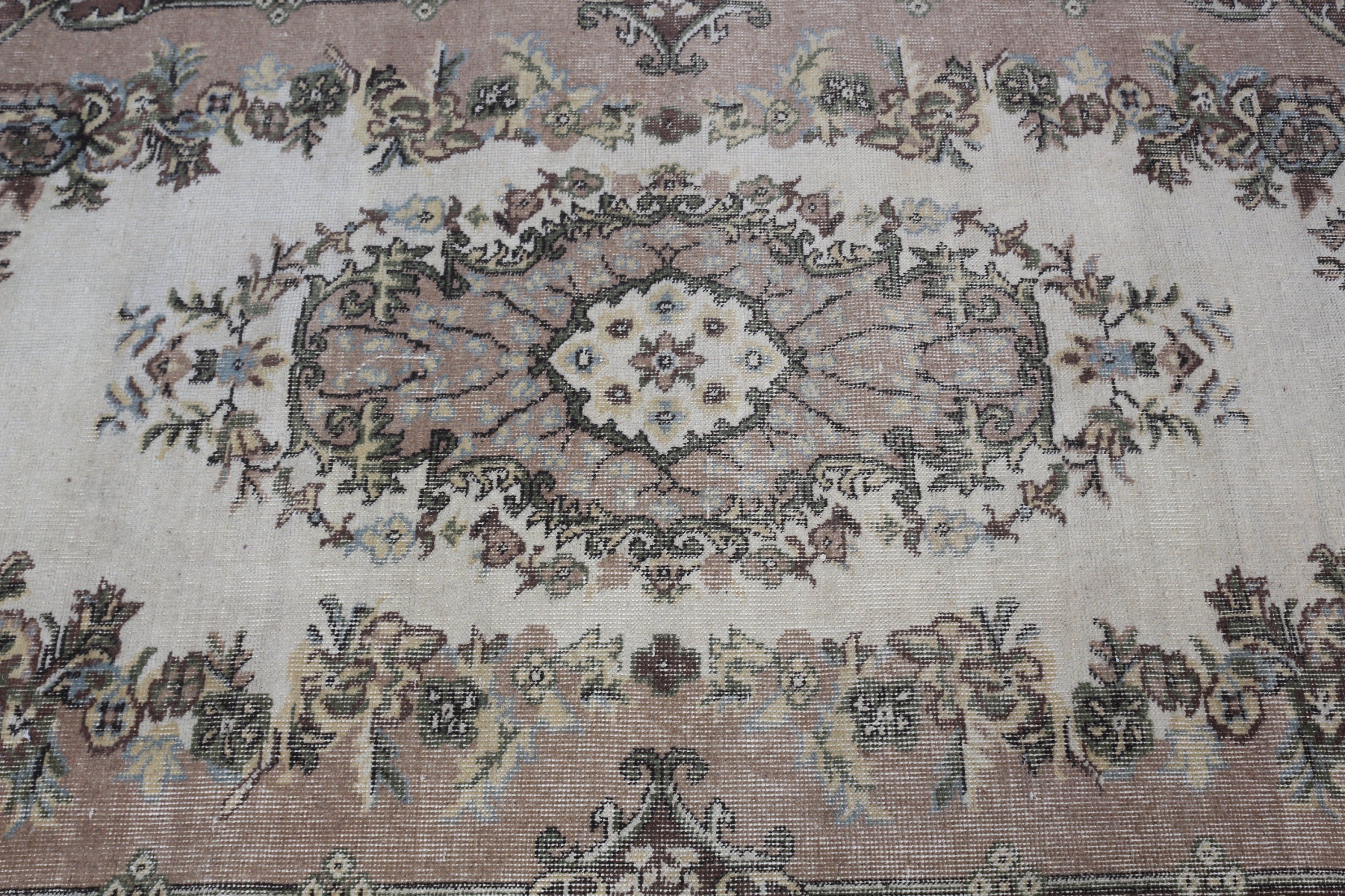 Sevimli Halı, 3,7x6,9 ft Alan Halısı, Vintage Halılar, Kahverengi Soğuk Halı, Yemek Odası Halısı, Anadolu Halısı, İç Mekan Halıları, Türk Halıları