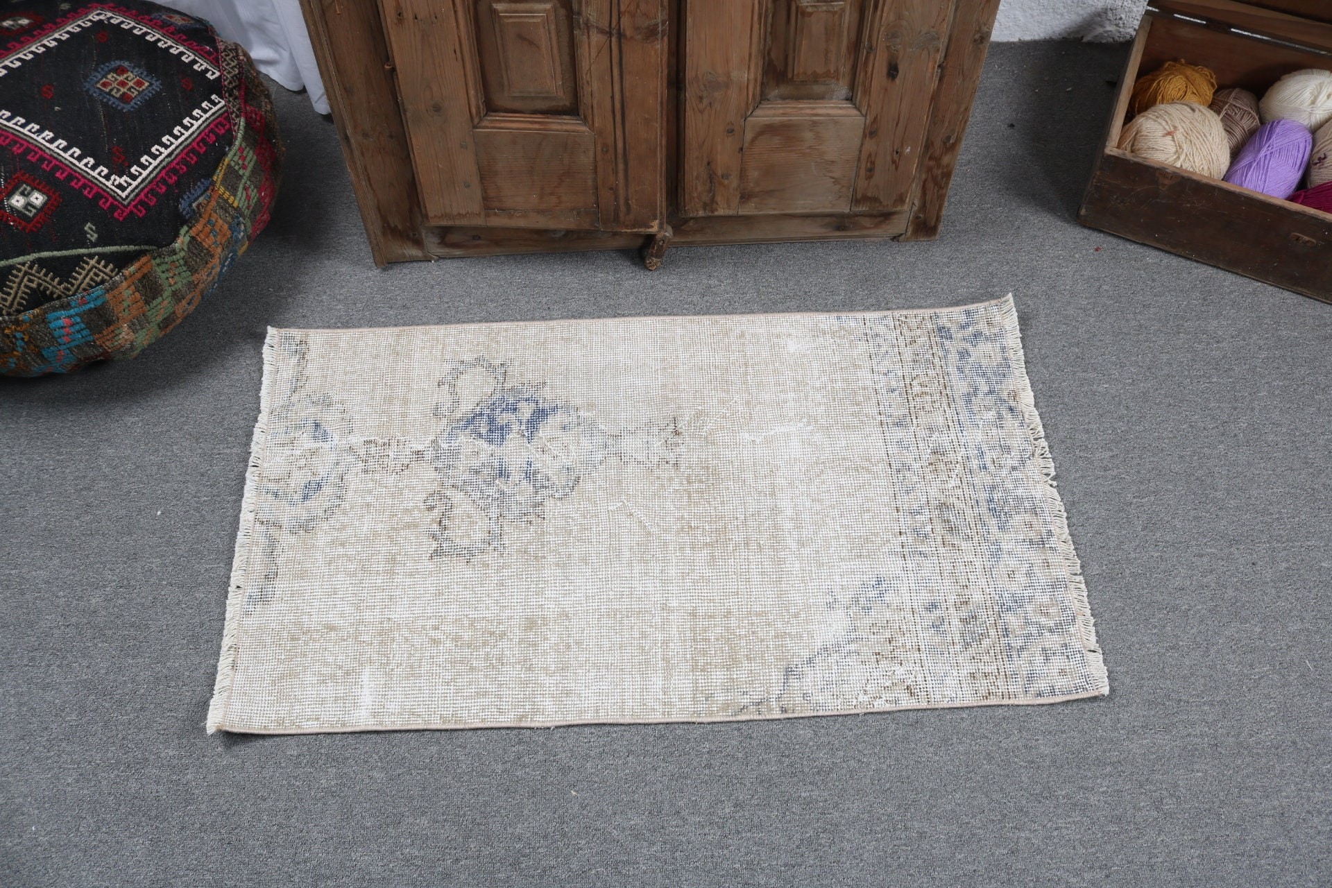 Oushak Halıları, 2x3,4 ft Küçük Halılar, Vintage Halılar, Havalı Halı, Küçük Alan Halıları, Türk Halısı, Küçük Boho Halıları, Mutfak Halısı, Bej Boho Halıları