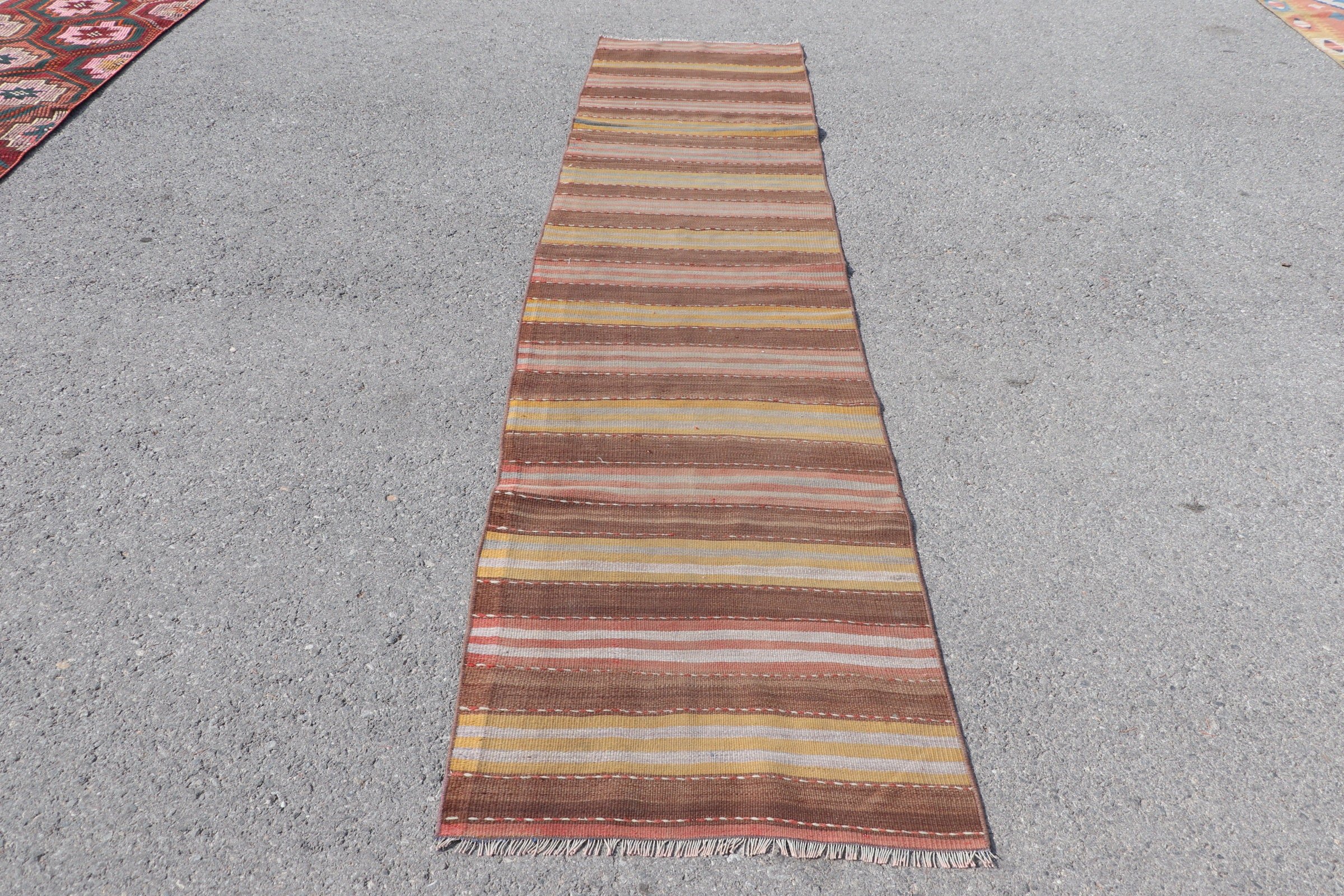 Türk Halısı, 2.4x10.4 ft Runner Halısı, Yer Halıları, Kahverengi Mutfak Halısı, Vintage Halı, Eklektik Halı, Kilim, Koridor Halıları, Merdiven Halısı, Yatak Odası Halısı