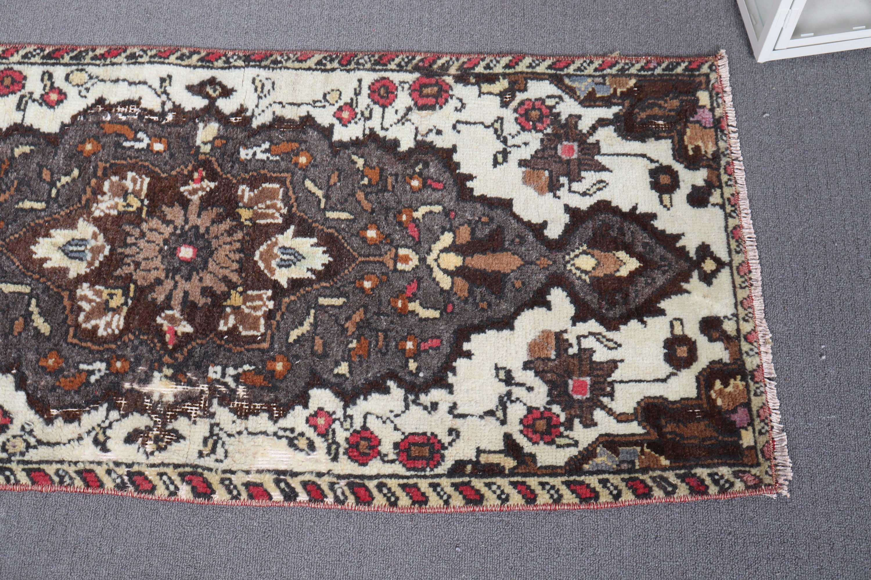 Duvara Asılı Halı, Bej Yün Halılar, 1.6x3.5 ft Küçük Halı, Mutfak Halısı, Kapı Paspası Halısı, Vintage Halılar, Türk Halısı, Yün Halı, Giriş Halıları